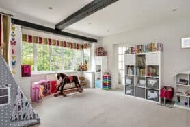 5 Bedrooms, The Ridgeway, Oxshott