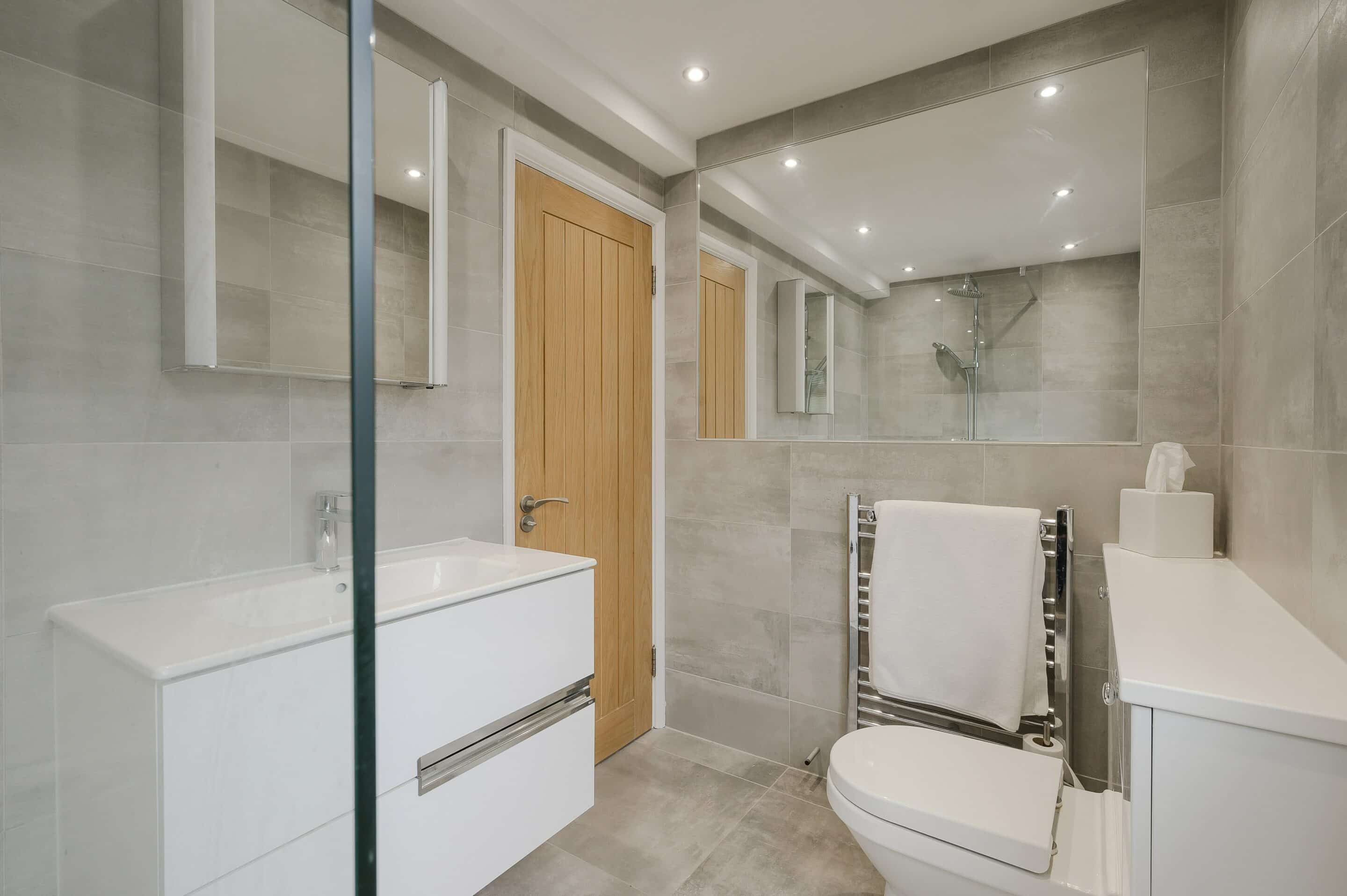 4 Bedroom Detached House, Blundel Lane, Stoke d’Abernon