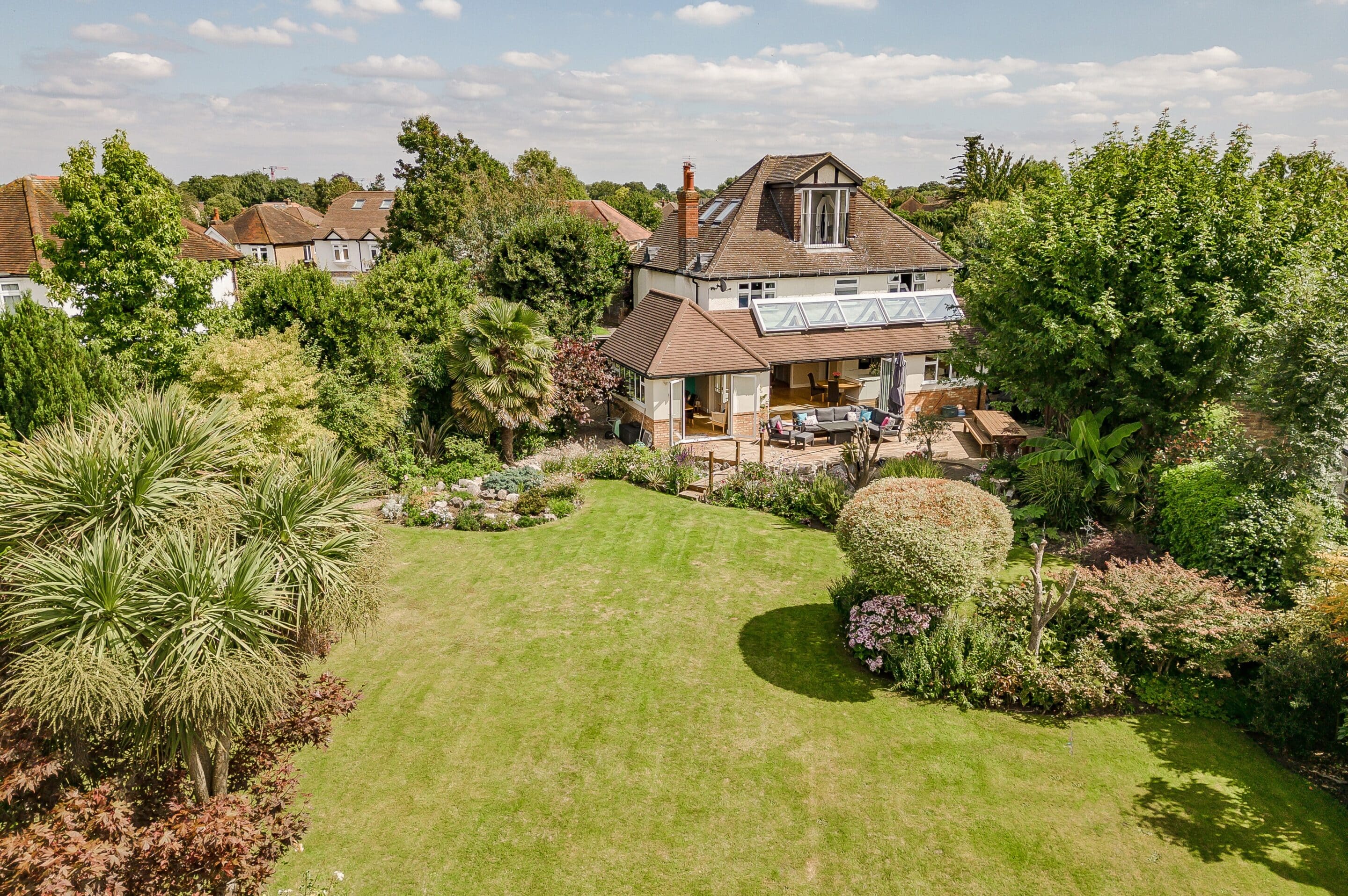 5/6 Bedrooms, Ember Farm Avenue, East Molesey