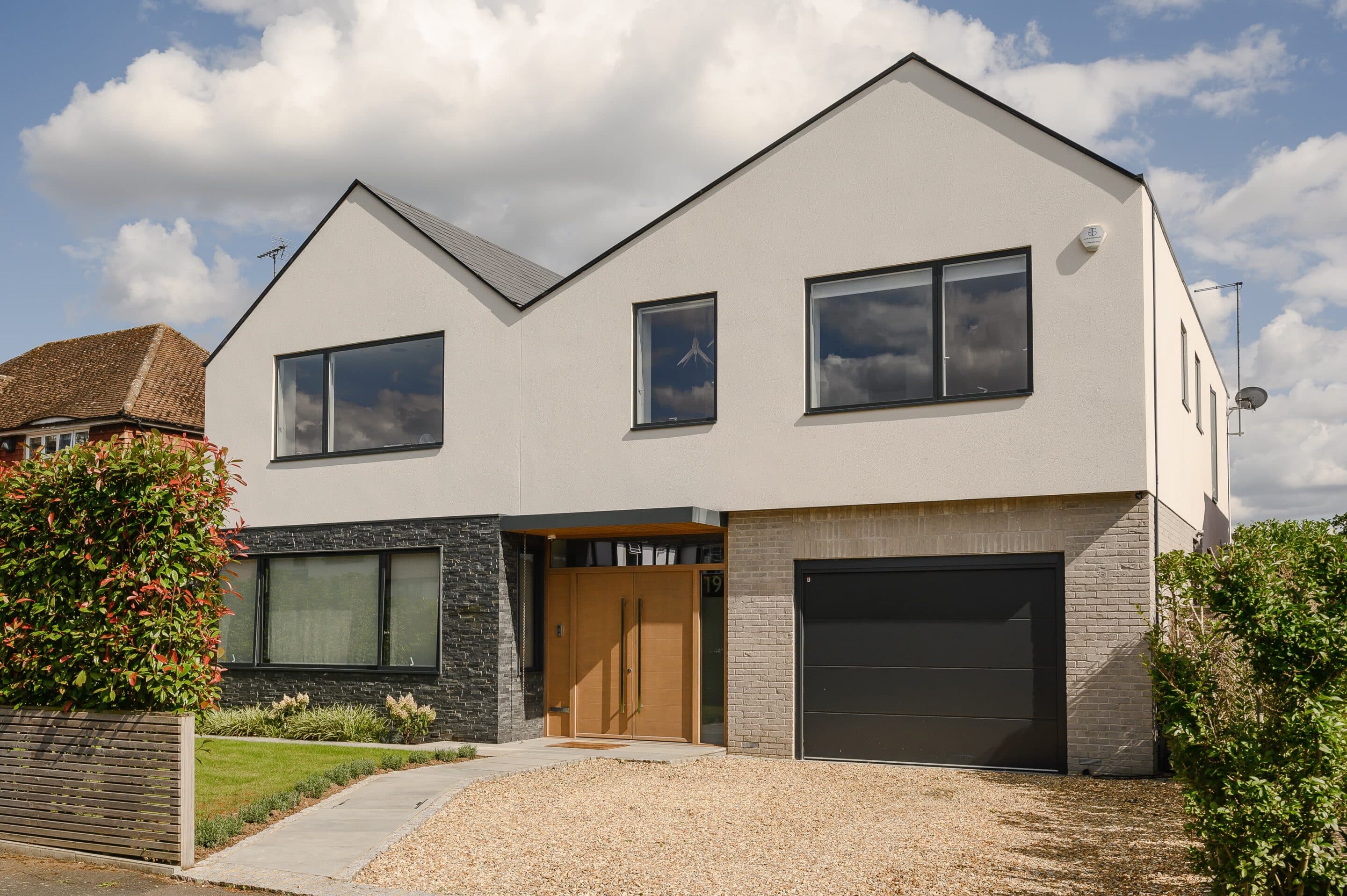 5 Bedroom Detached House, Charlwood Drive, Oxshott