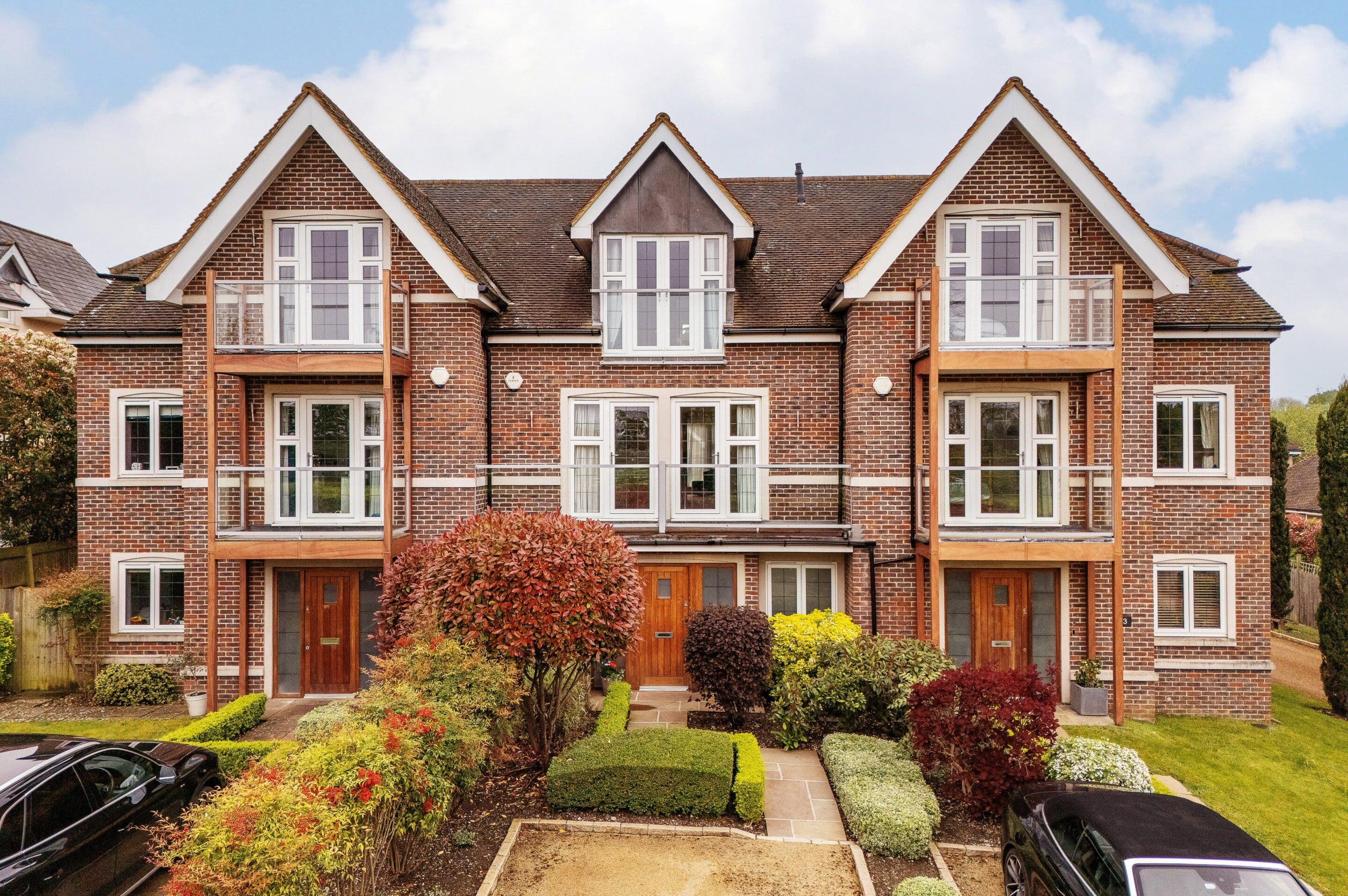 4 Bedrooms, Thomas More Gardens, Esher