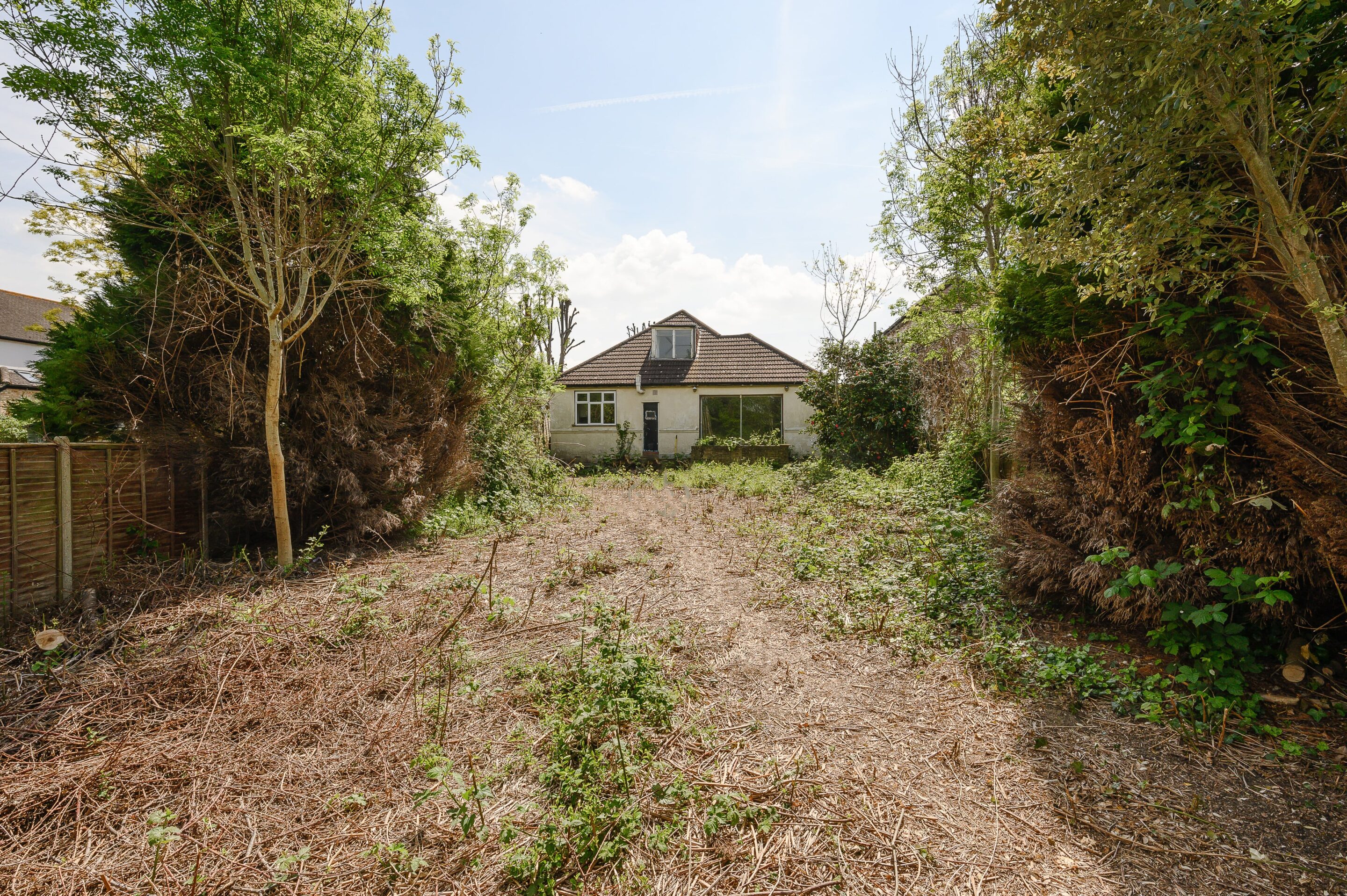 3 Bedrooms, Ember Farm Way, East Molesey