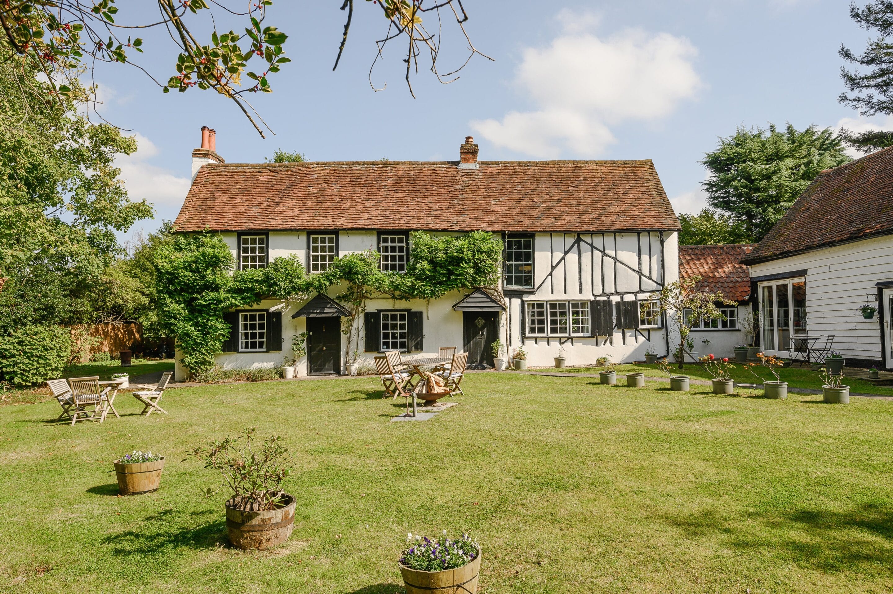 5 Bedrooms, Detached House, Crampshaw Lane, Ashtead