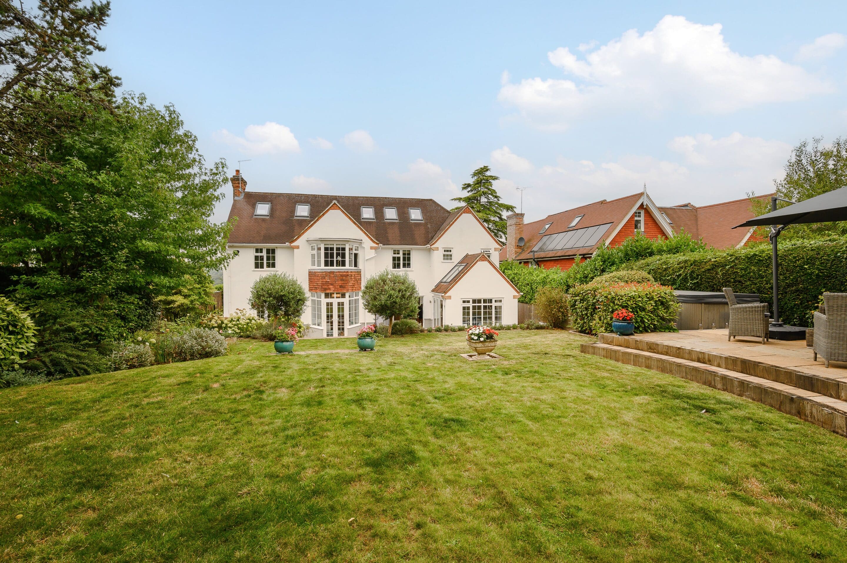 5 Bedrooms, Detached House, St Mary’s Road, Leatherhead