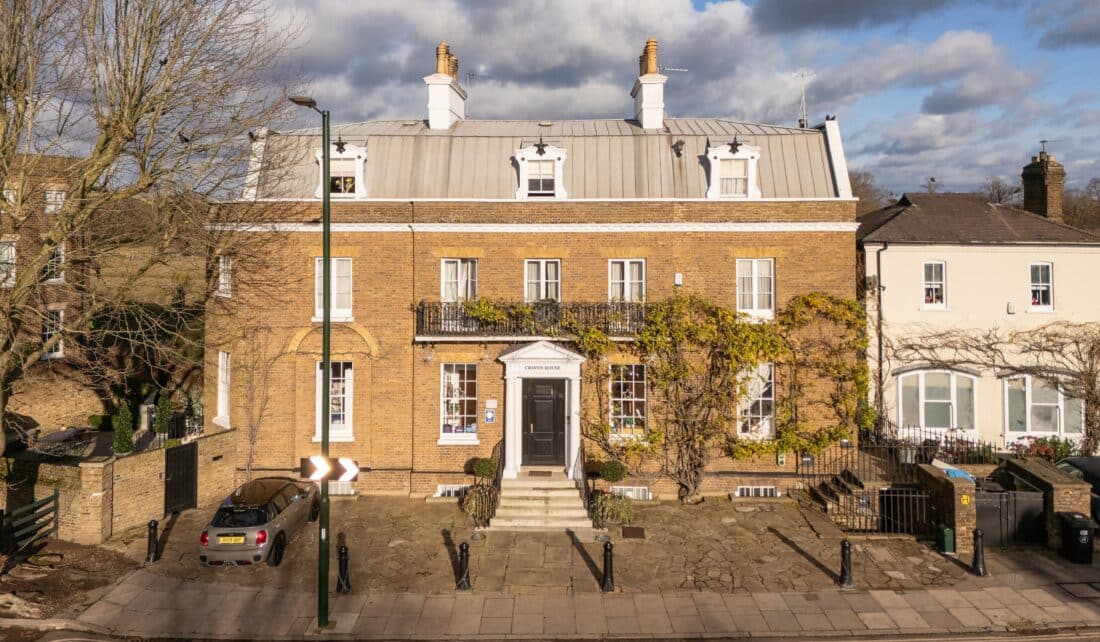 Studio, 1 & 2 Bedroom Luxury Serviced Apartments