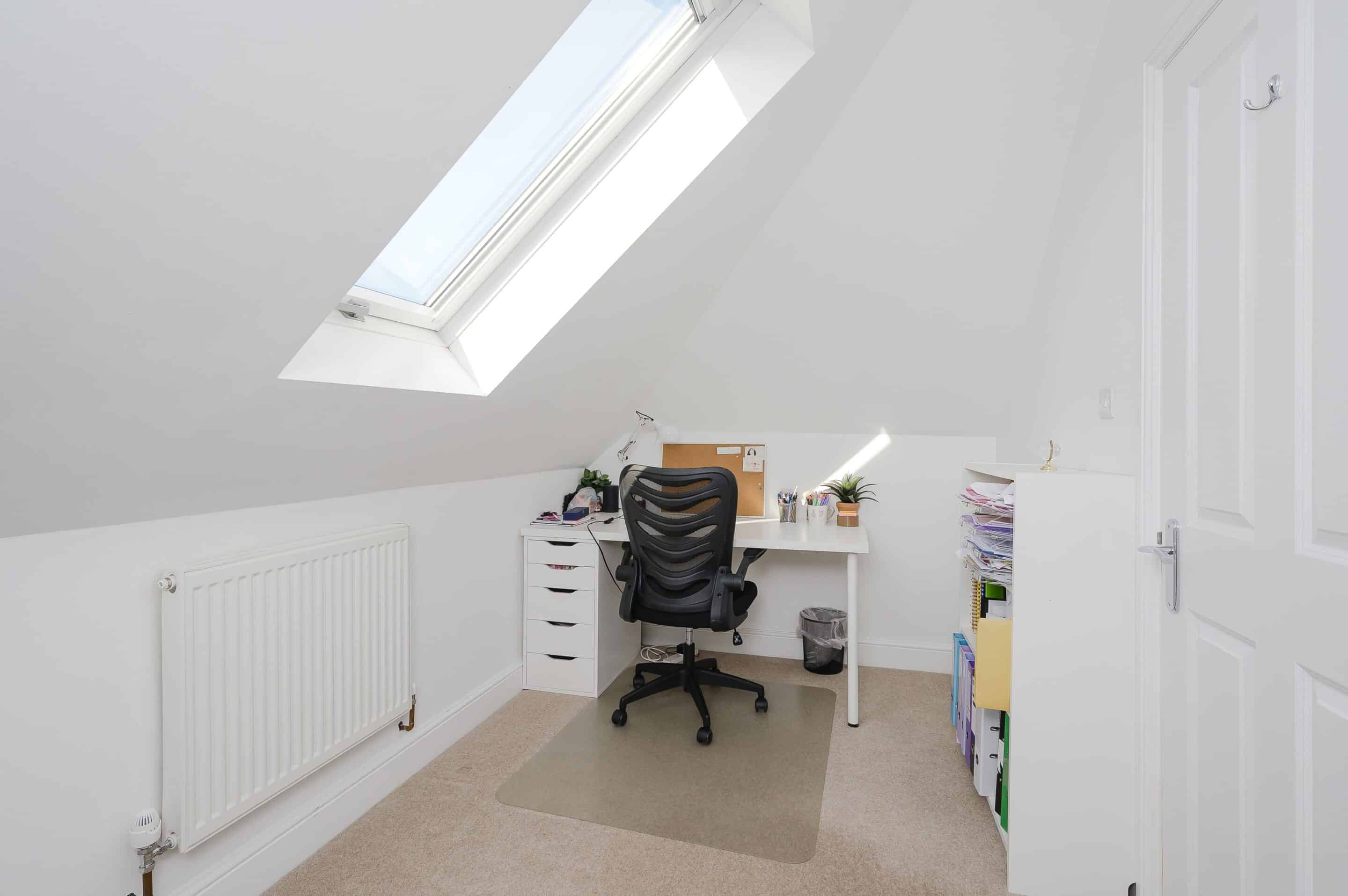 5-6 Bedrooms, Kennel Lane, Fetcham