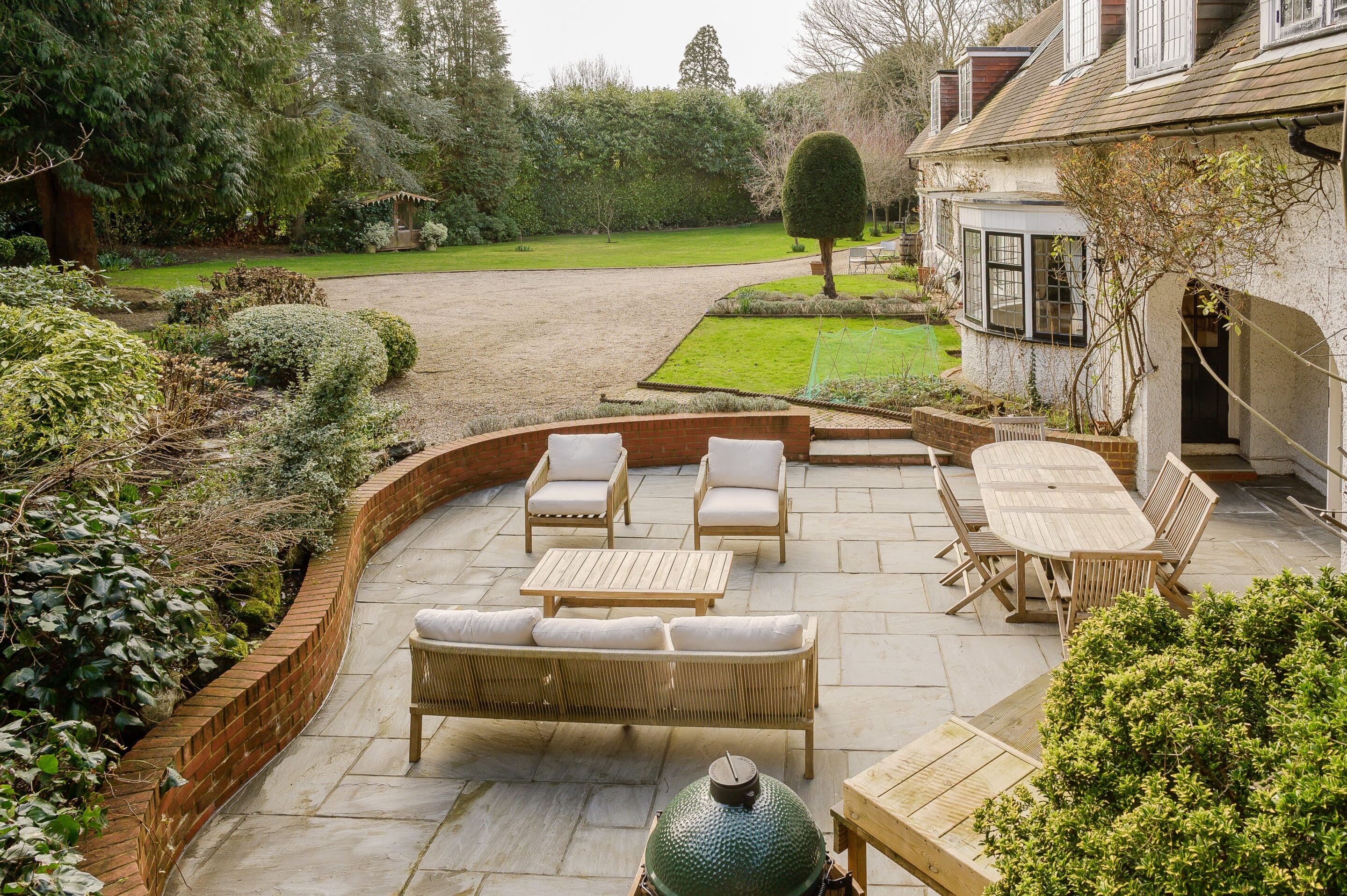 6 Bedroom Detached House, Leigh Court Close, Cobham