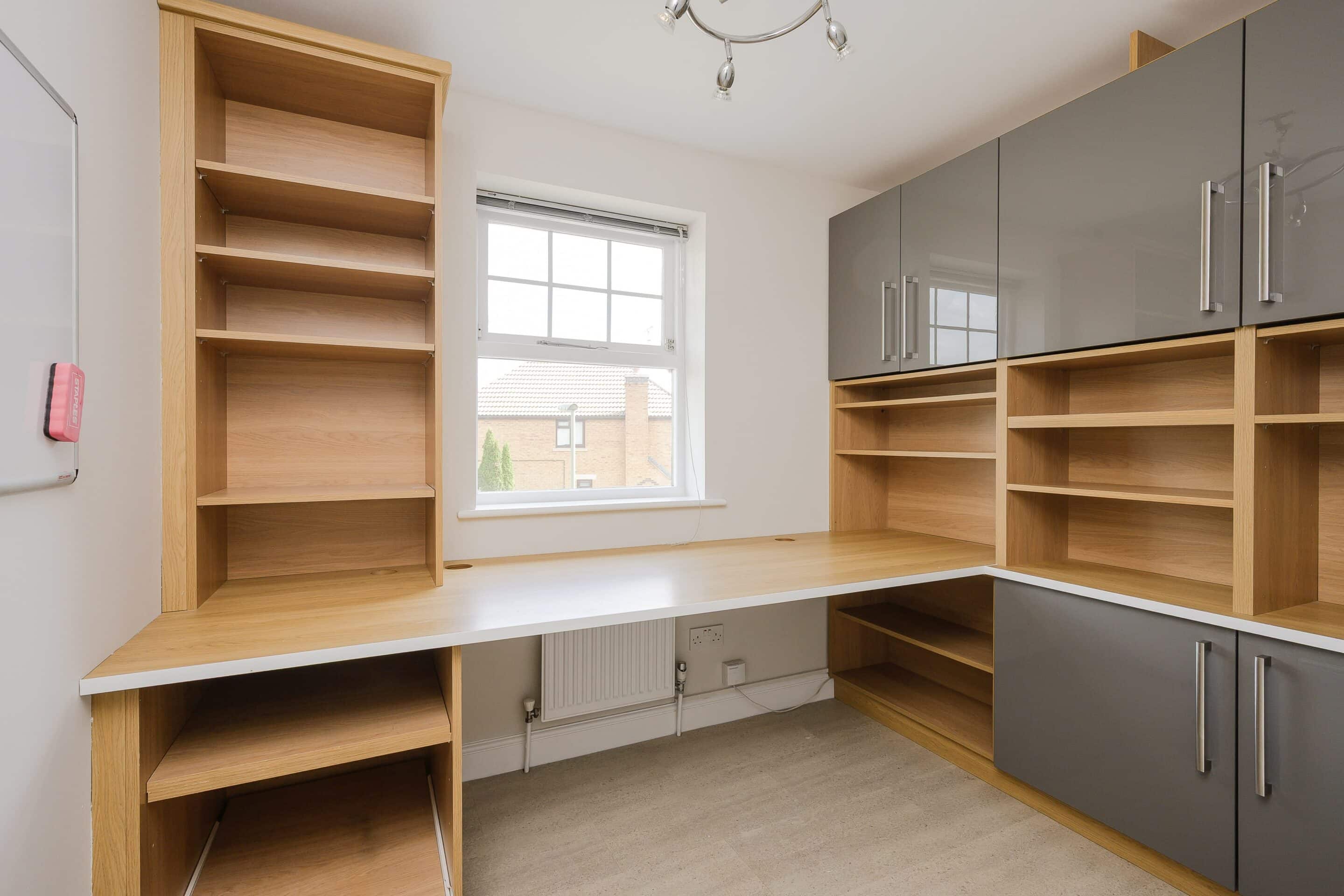 4 Bedrooms, St Andrews Gardens, Cobham