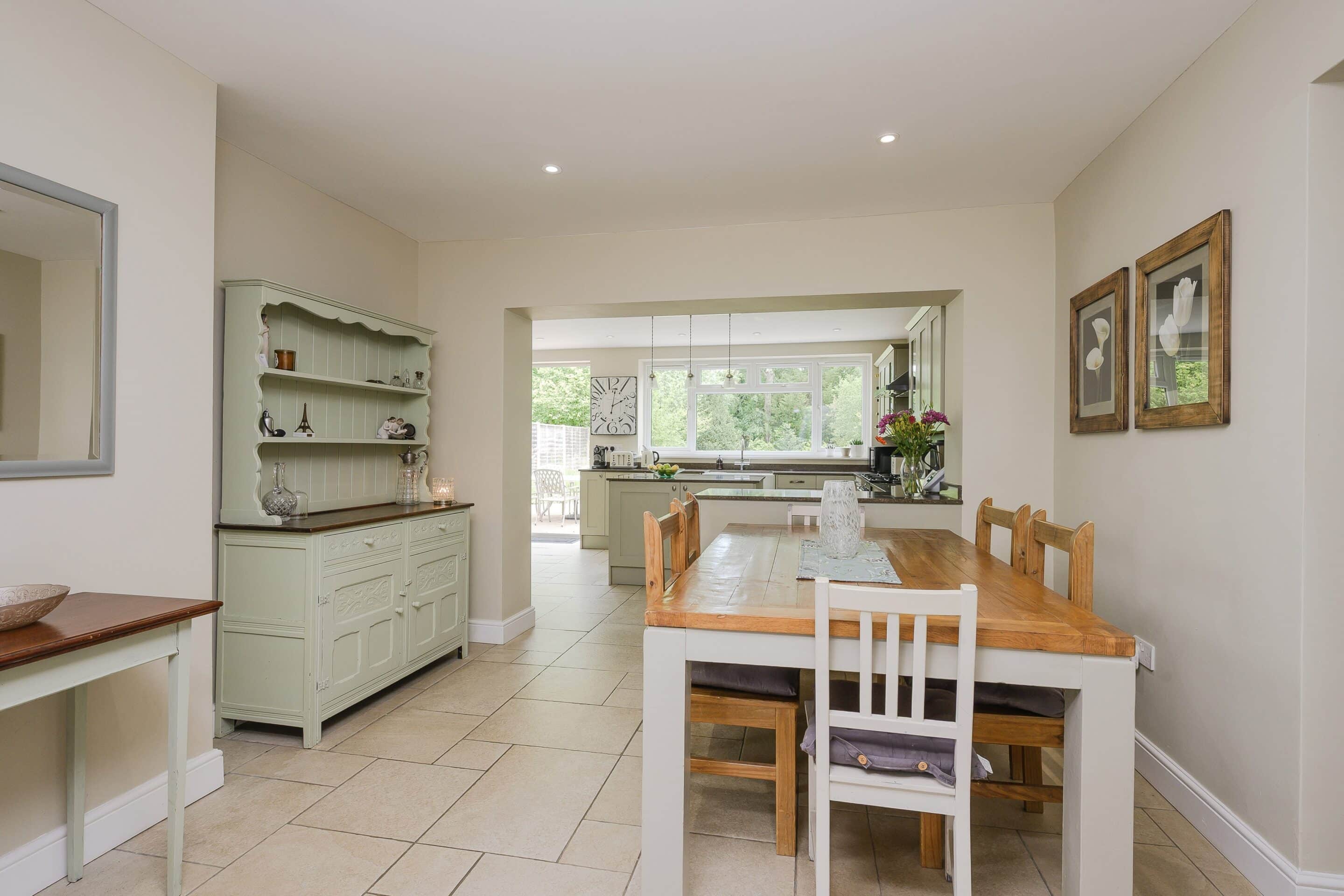 5 Bedrooms, Kennel Lane, Fetcham