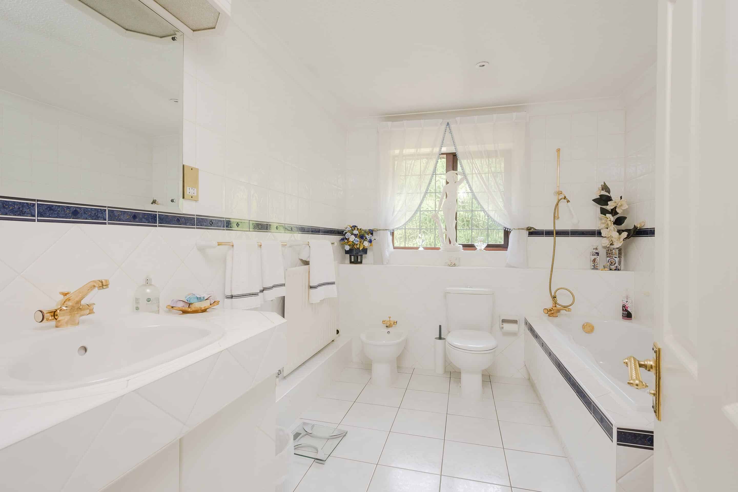 5 Bedrooms, Ewhurst, Fairoak Lane, Oxshott