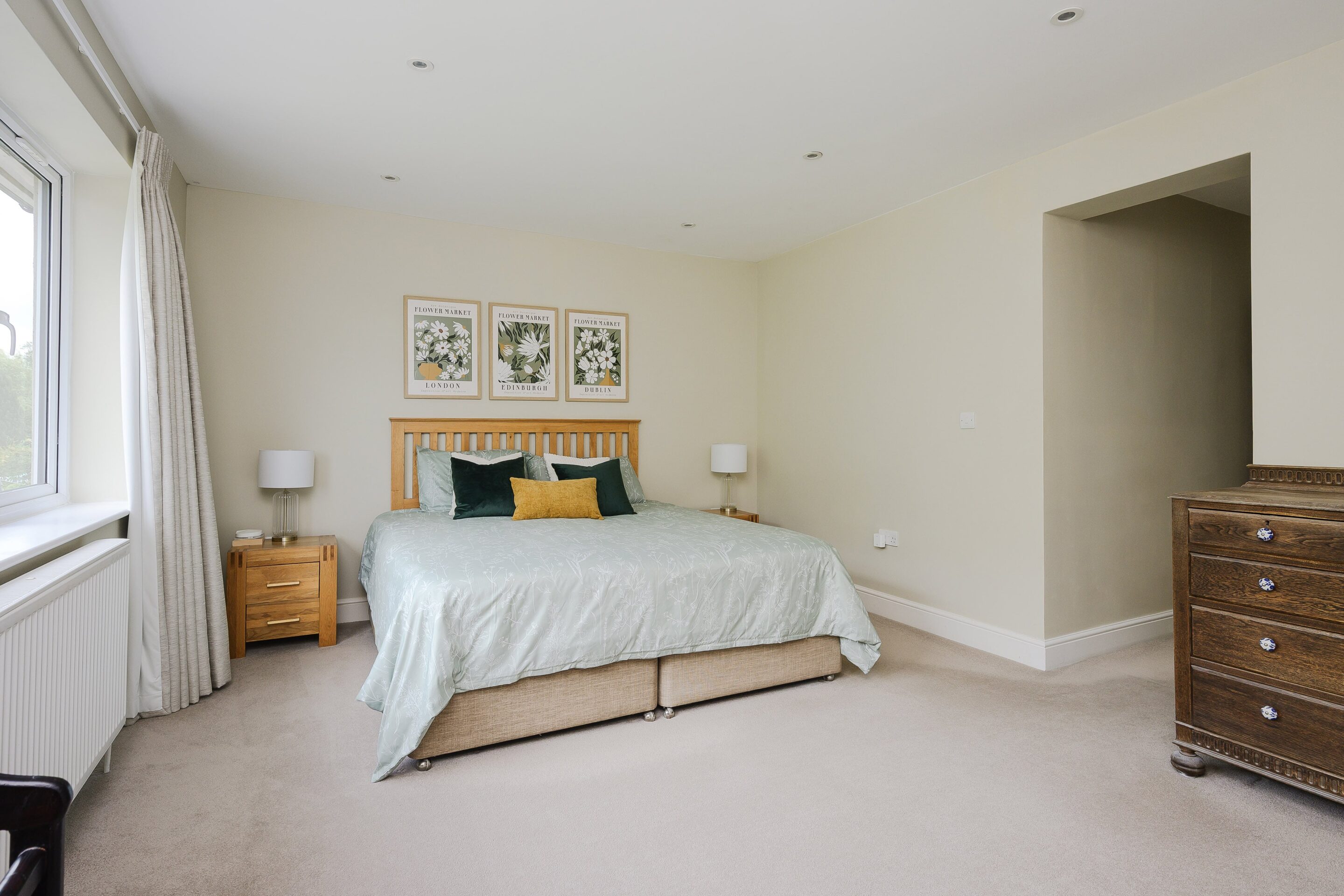5 Bedrooms, Kennel Lane, Fetcham