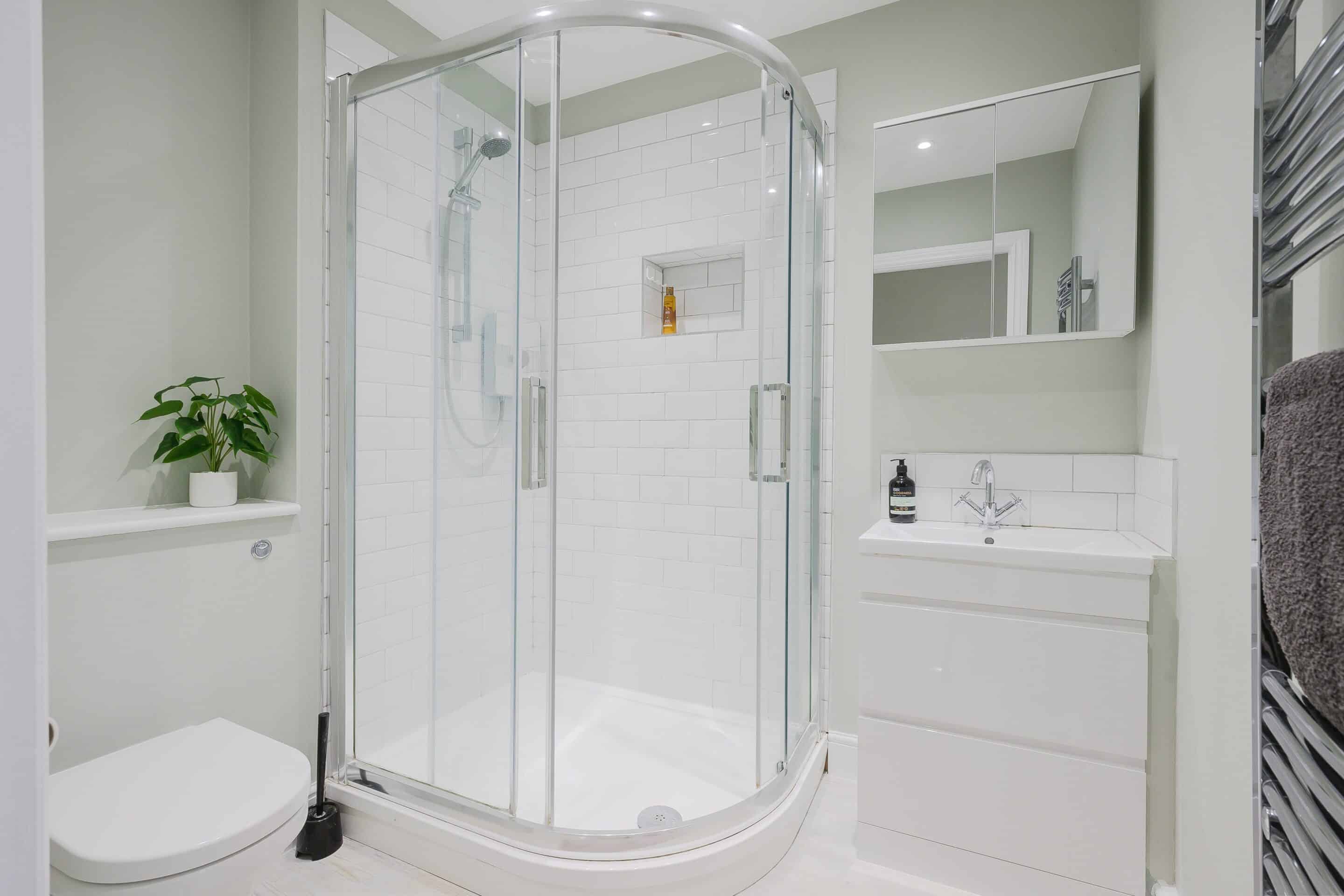 5 Bedrooms, Kennel Lane, Fetcham