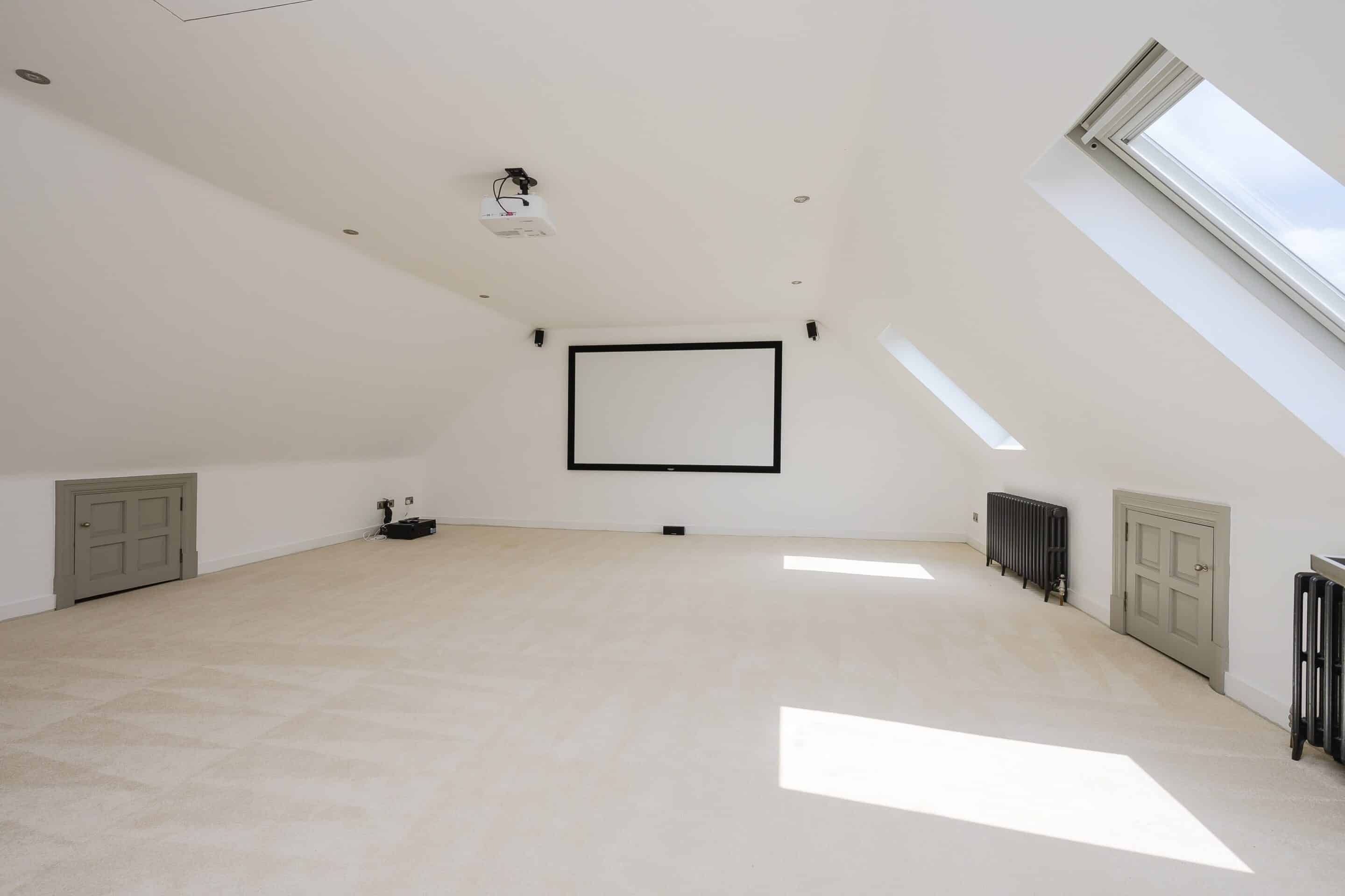 6 Bedrooms, Fairfield Park, Cobham, Surrey