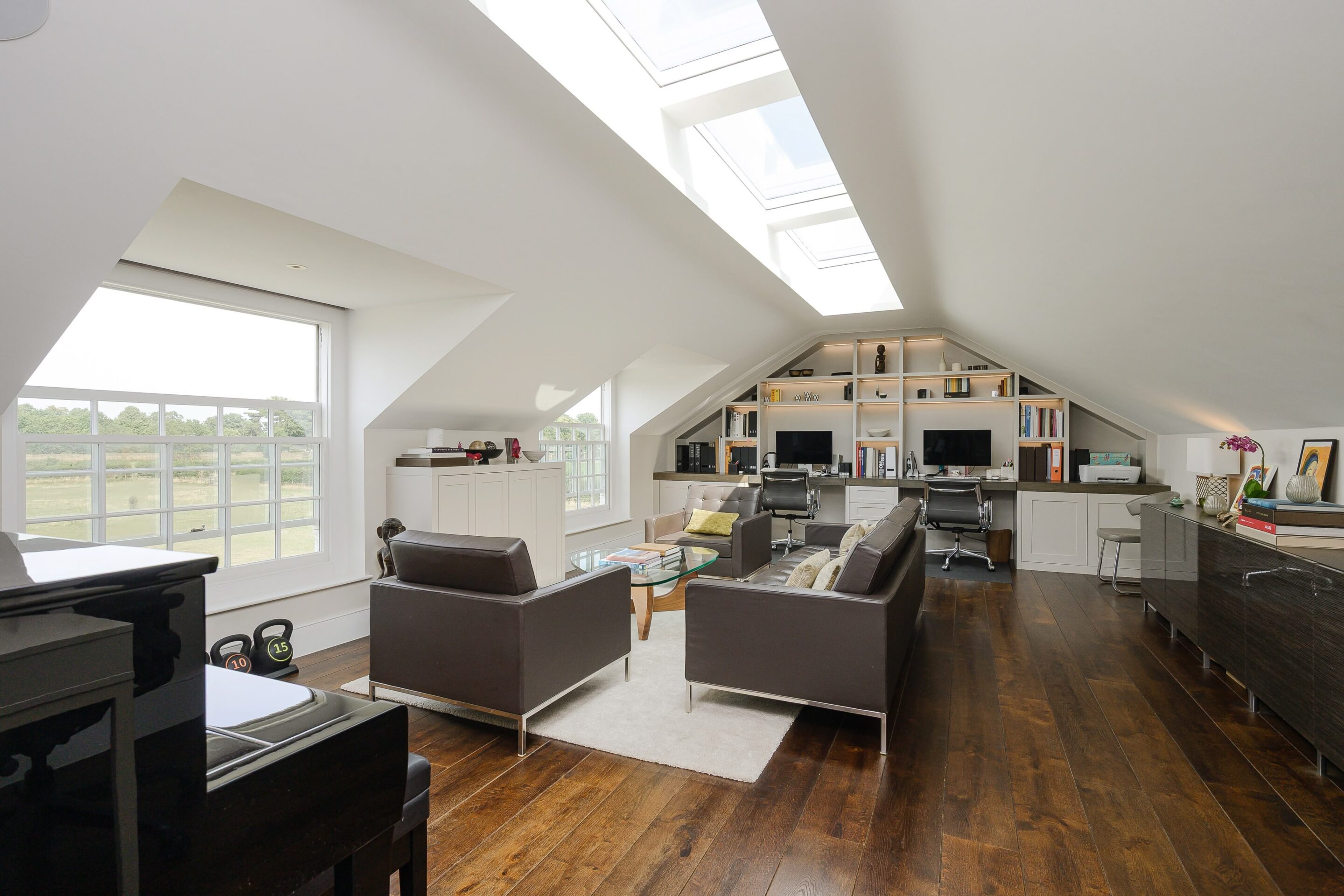 4 Bedrooms, Paddock Cottage, Hampton Court Road, East Molesey