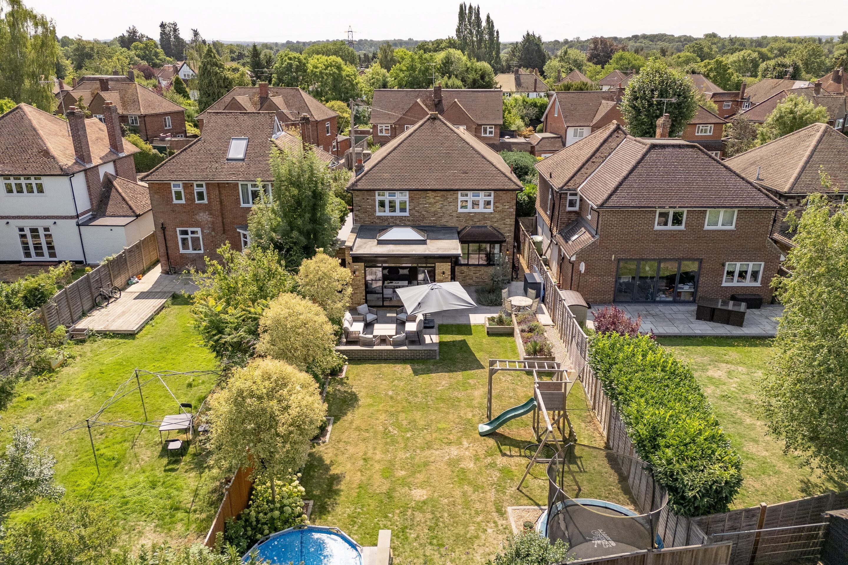 4 Bedrooms, D’Abernon Drive, Cobham, Surrey