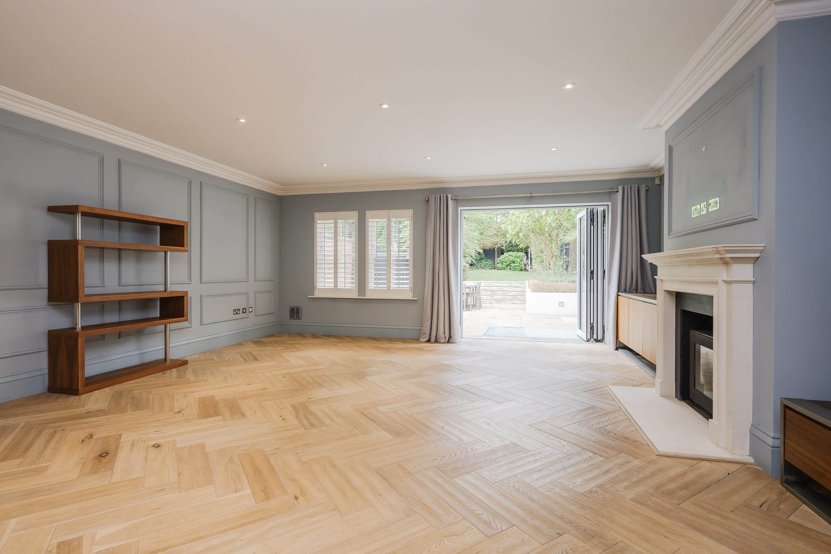 5 Bedrooms, Larchfield Close, Weybridge, Surrey