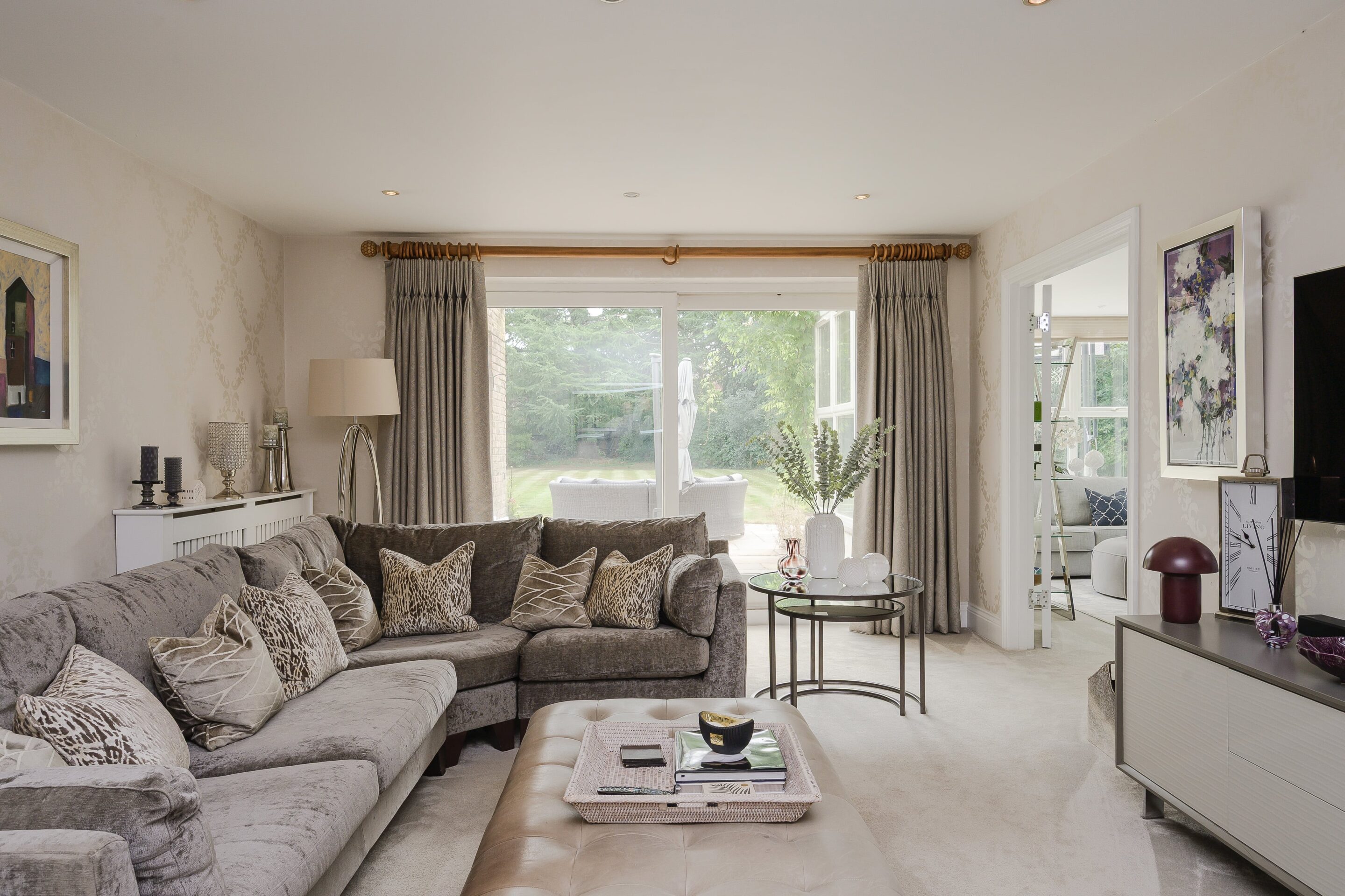 5 Bedrooms, Fairmile Lane, Cobham