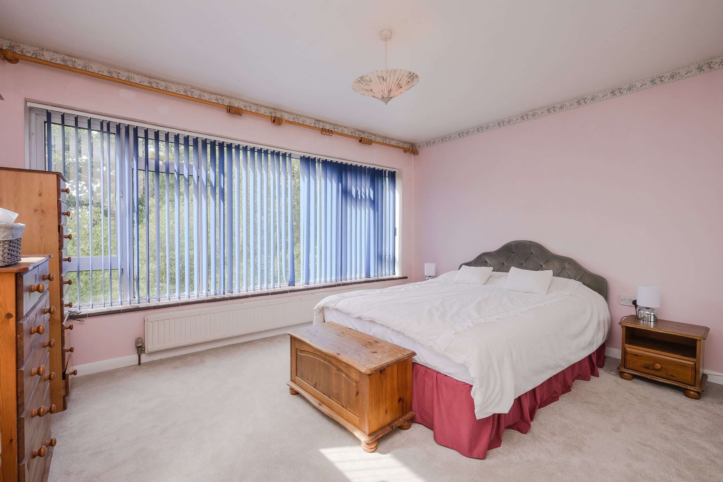 5 Bedrooms, Lodge Close, Cobham