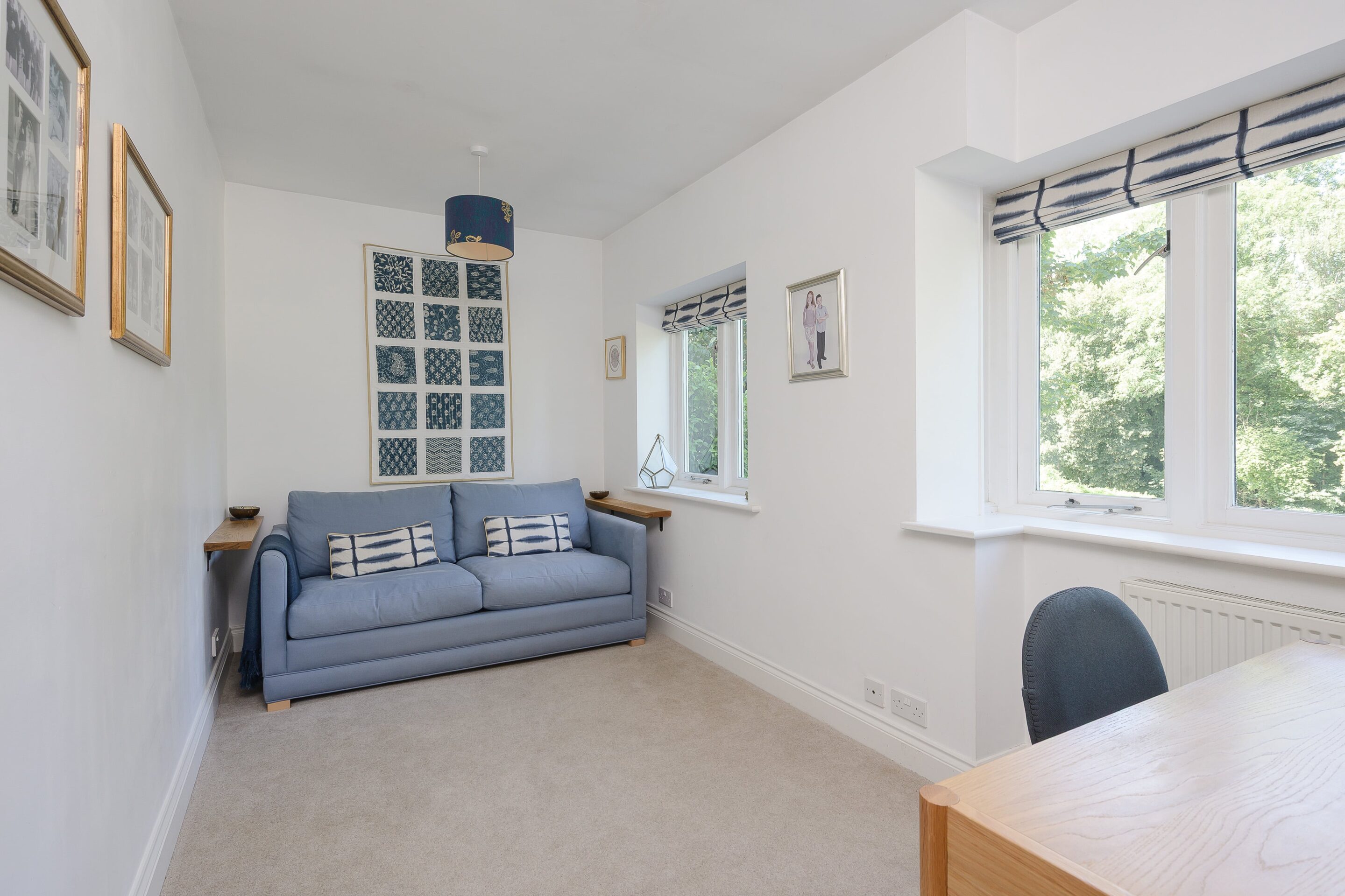 3-5 Bedrooms, Green Dene, East Horsley