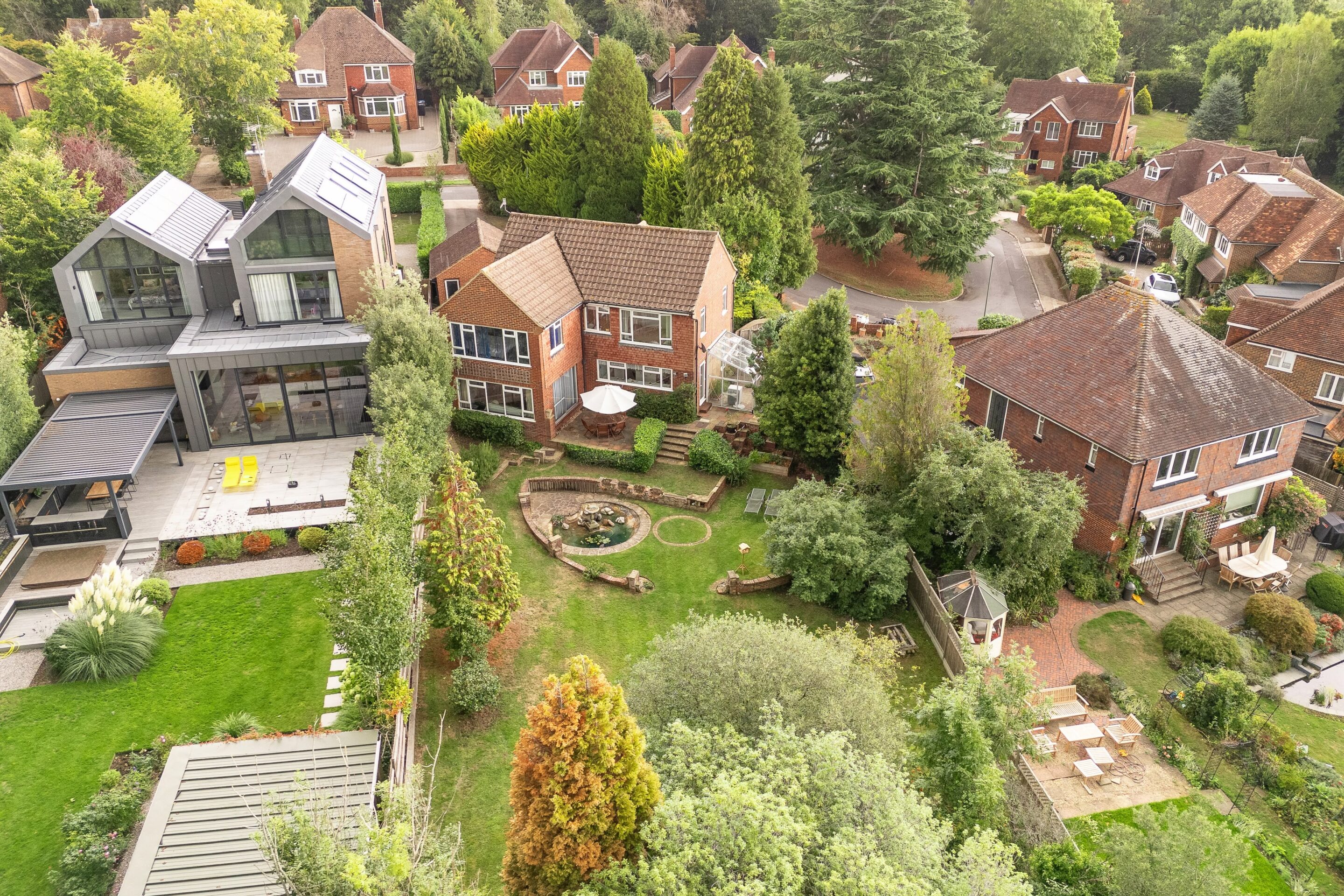 5 Bedrooms, Lodge Close, Cobham