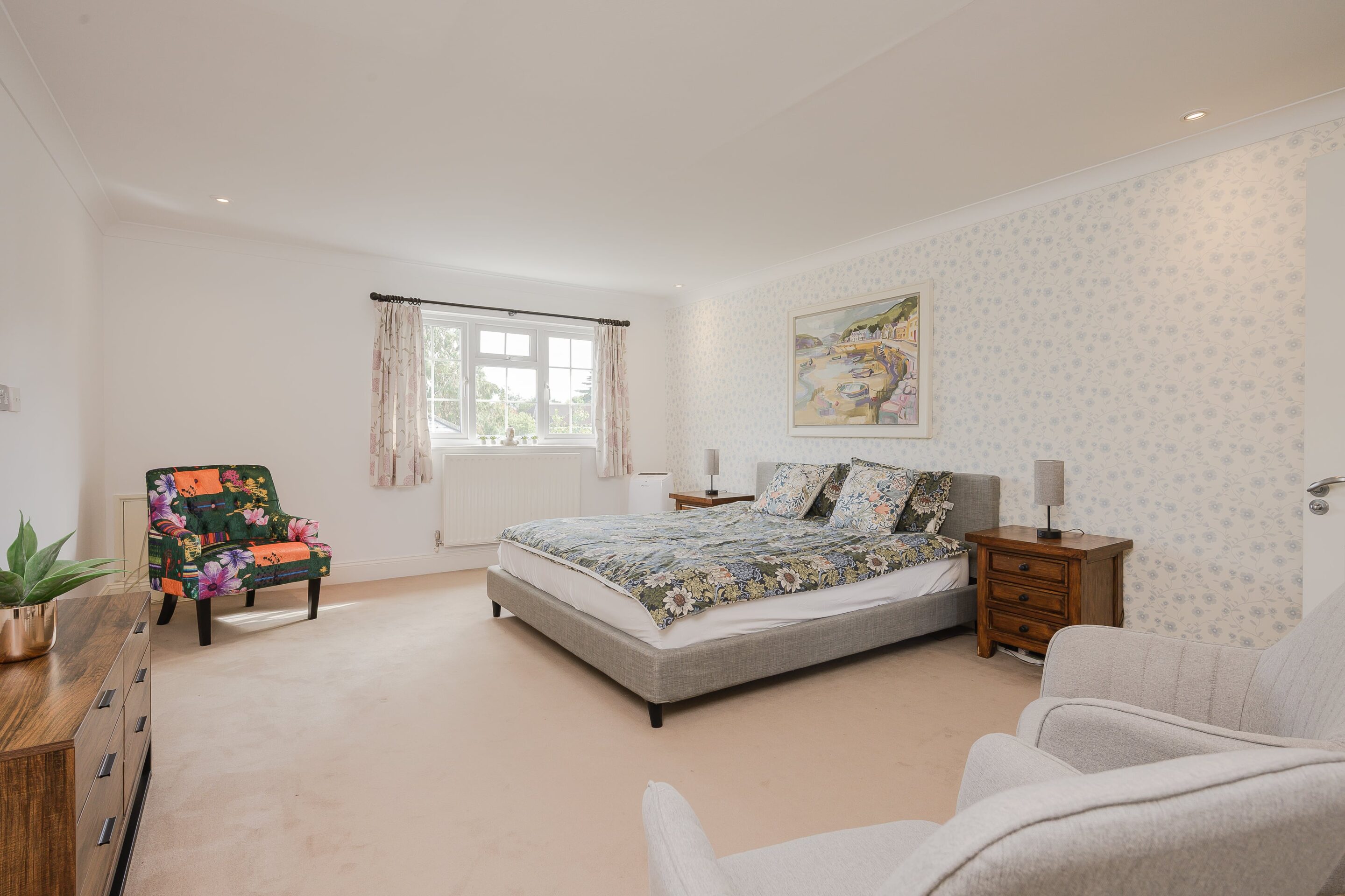 5 Bedrooms, Fairmile Avenue, Cobham