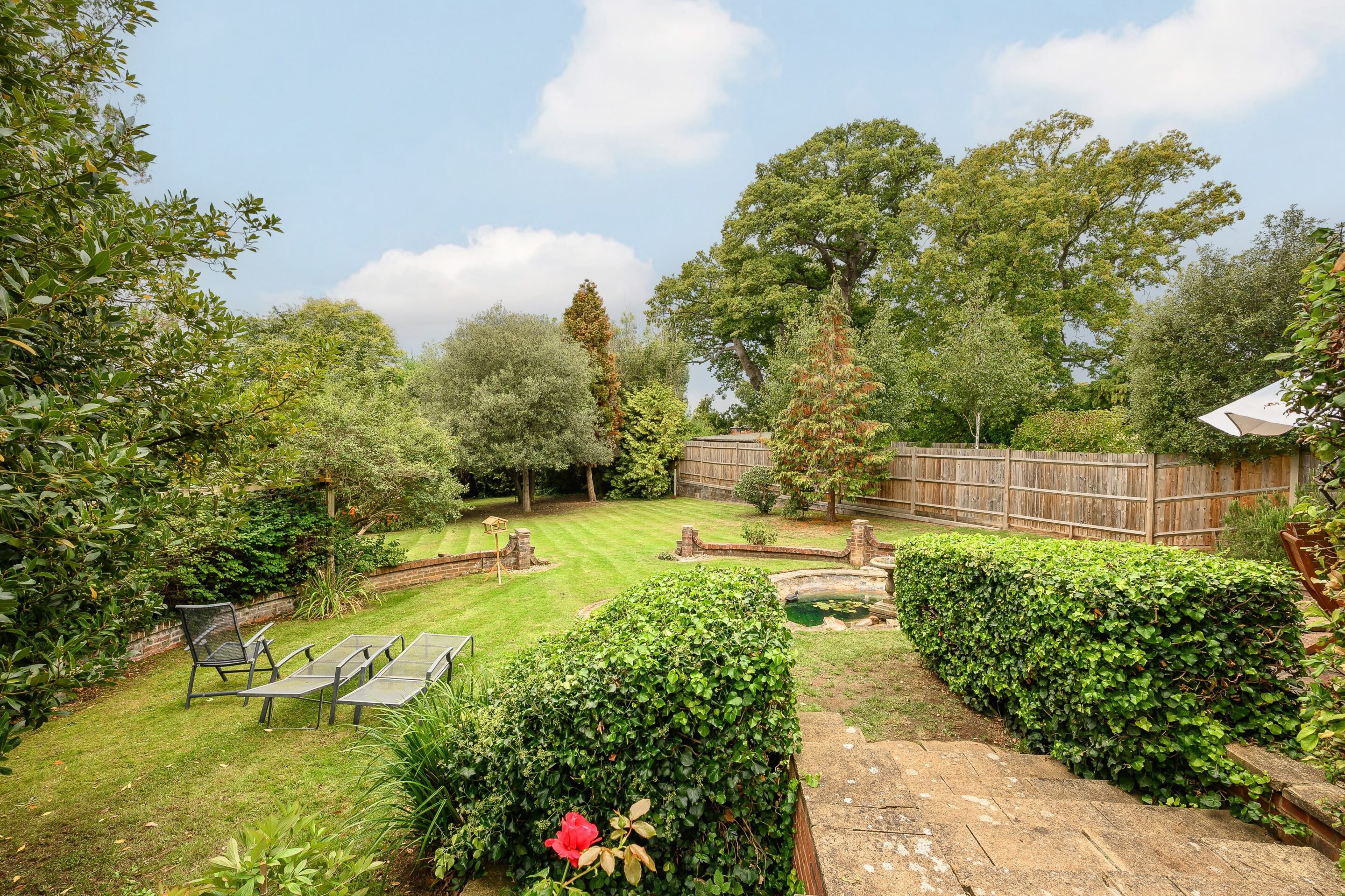 5 Bedrooms, Lodge Close, Cobham