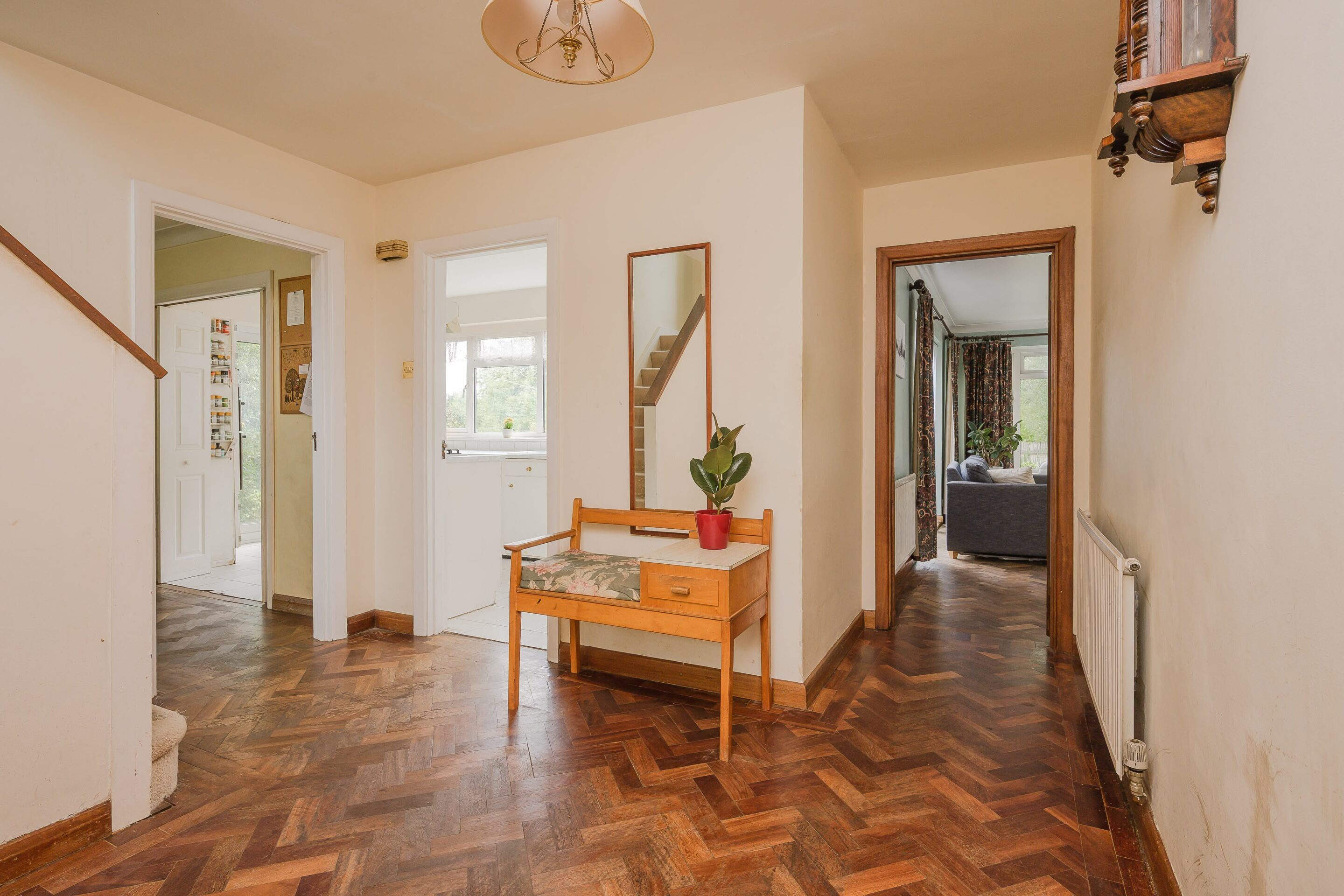 5 Bedrooms, Lodge Close, Cobham