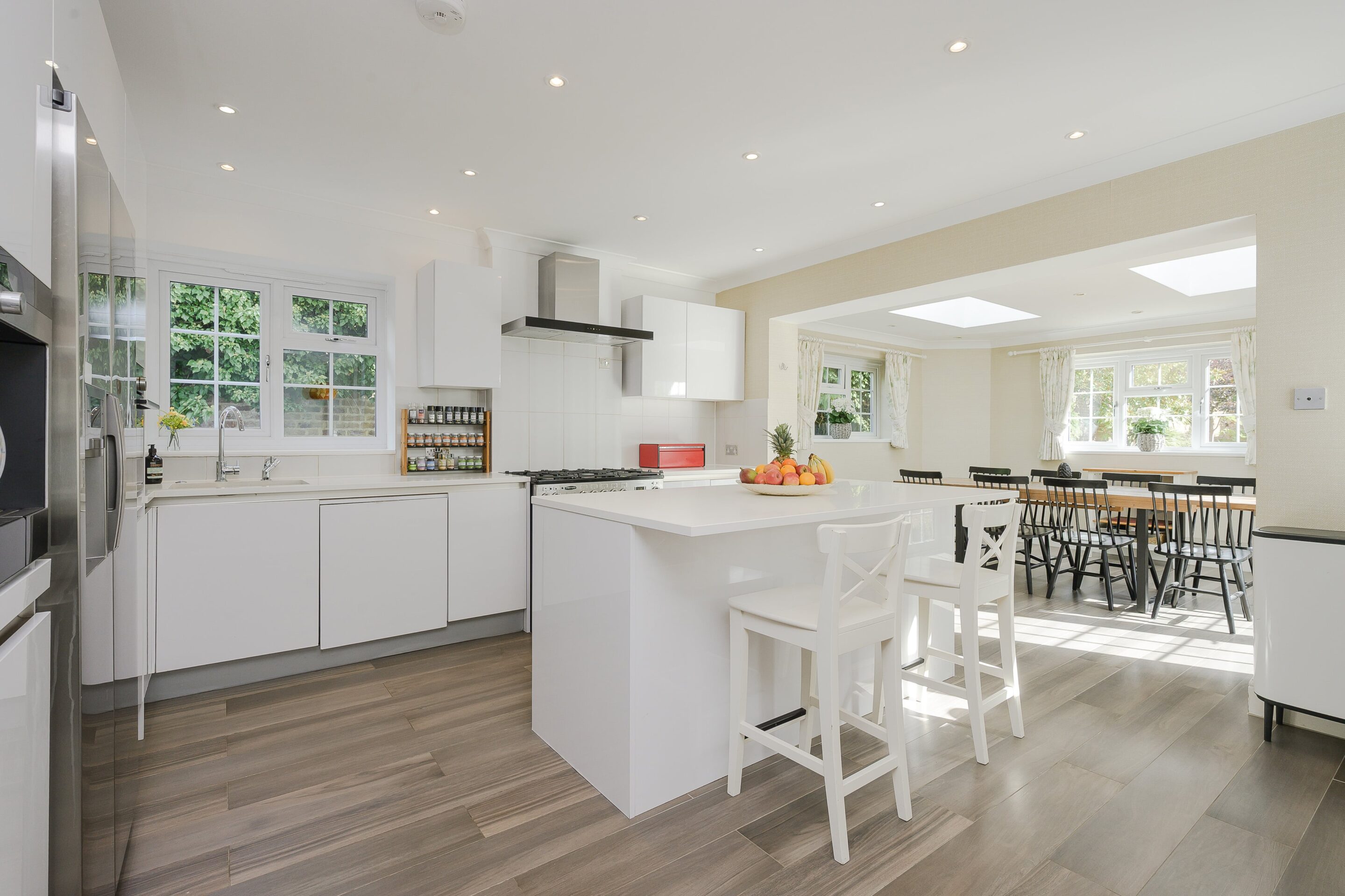 5 Bedrooms, Fairmile Avenue, Cobham