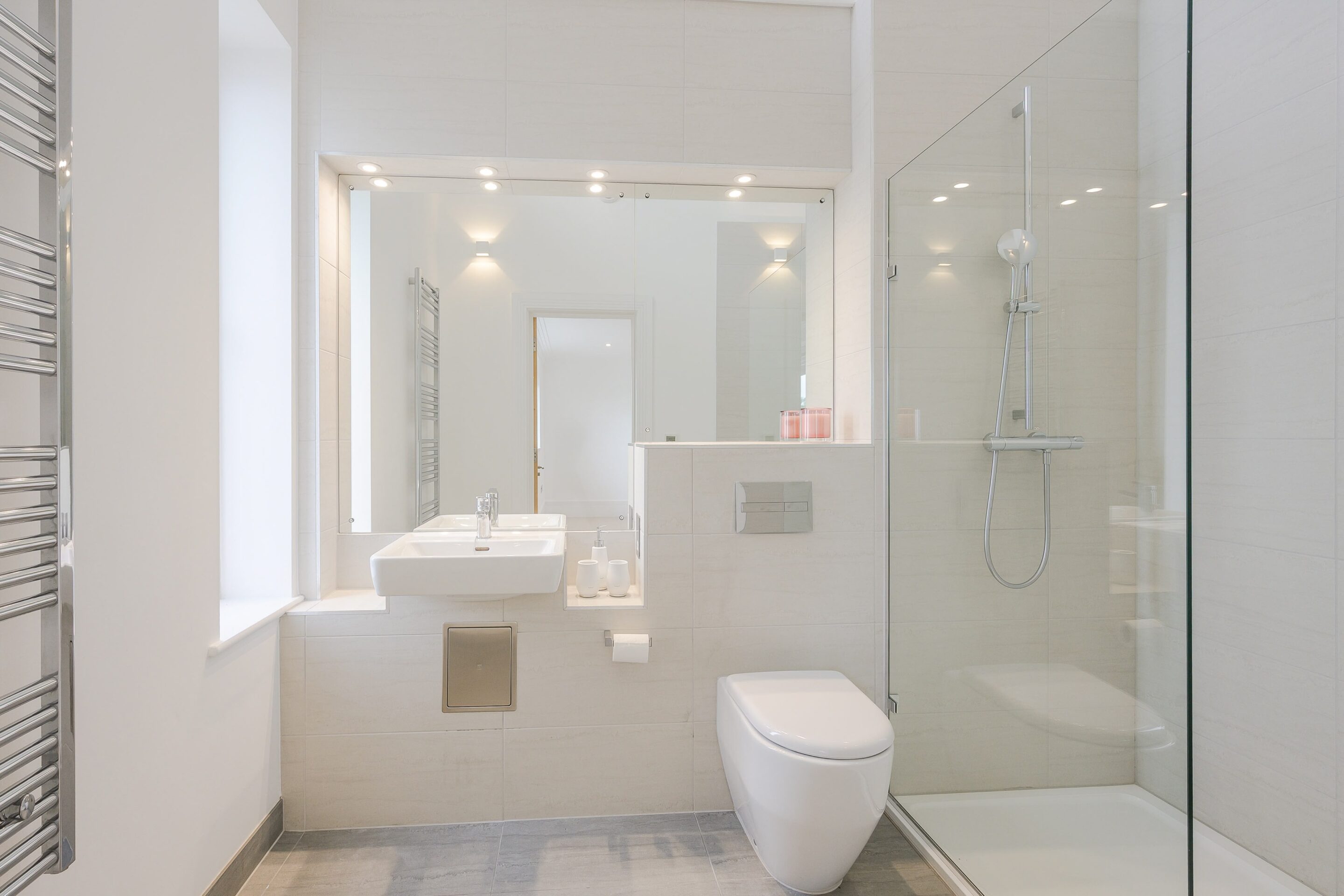 5 Bedrooms, College View, Epsom, Surrey