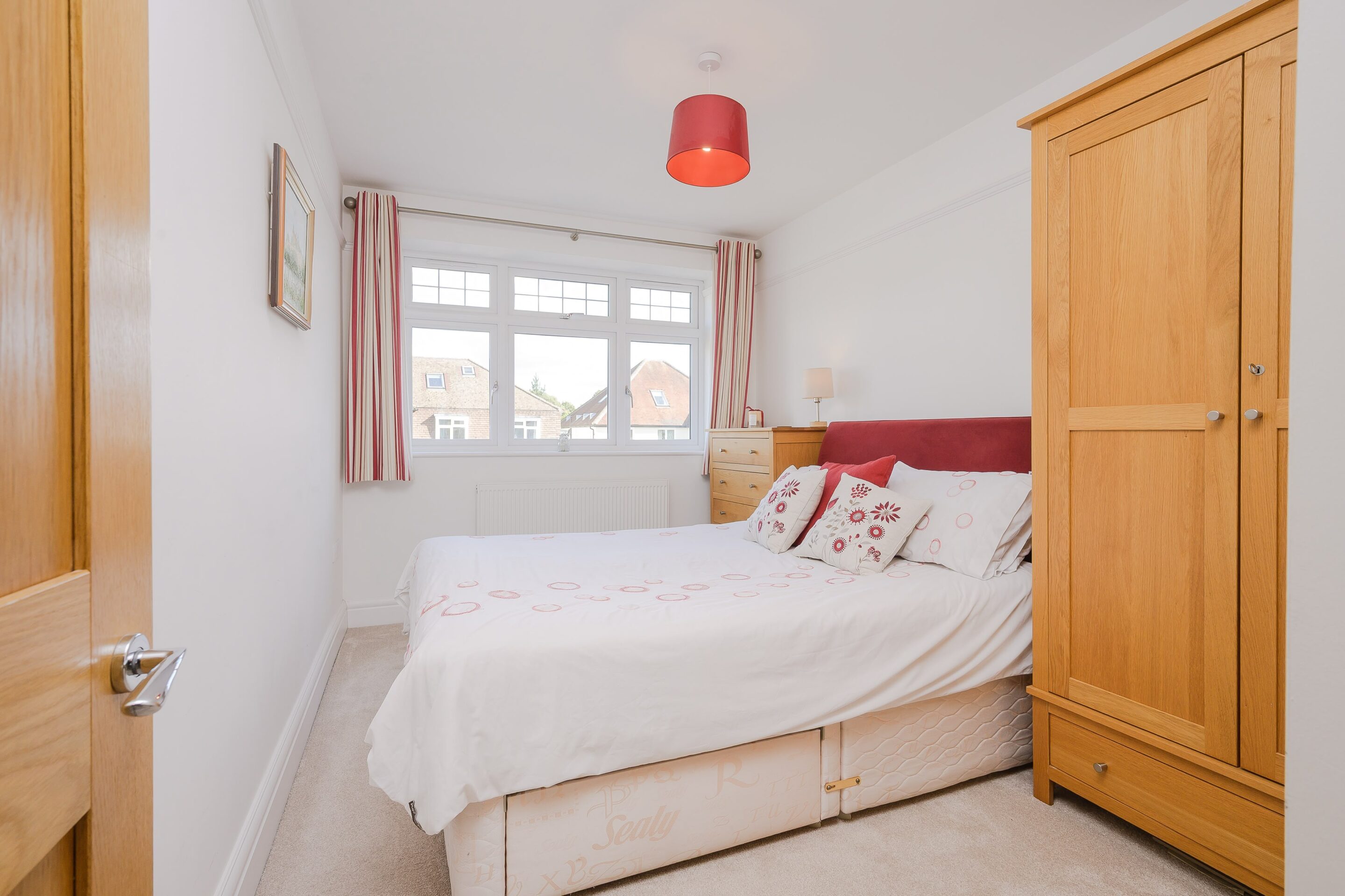 5 Bedrooms, Woodside Avenue, Esher, Surrey