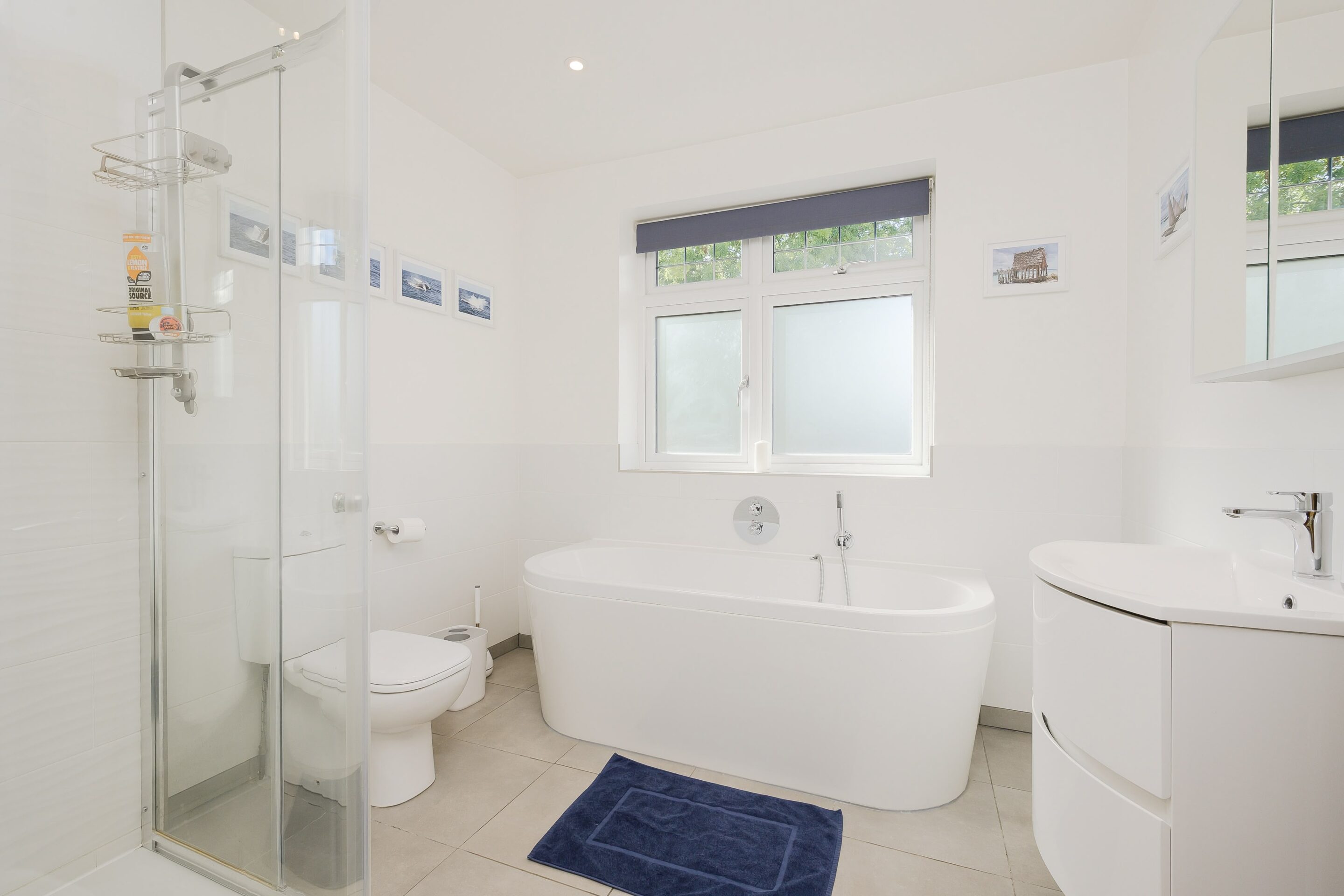 5 Bedrooms, Woodside Avenue, Esher, Surrey