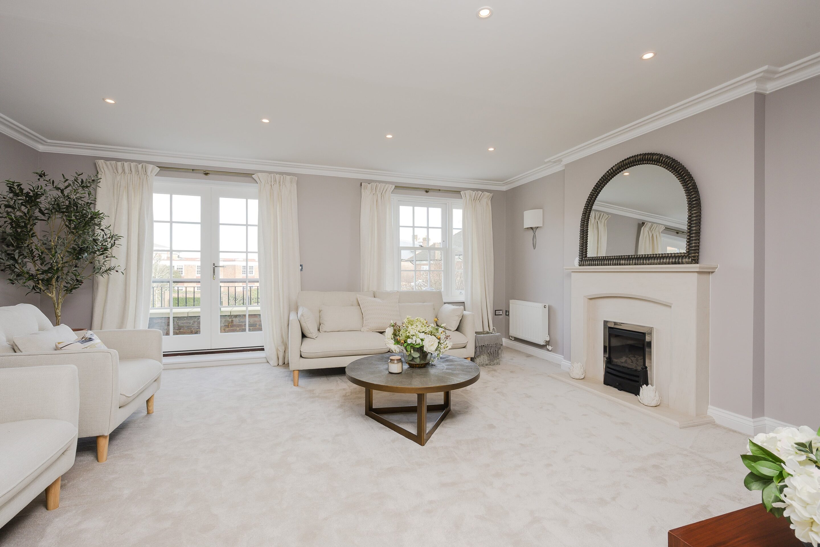 4 Bedrooms, Semi-Detached Town House, Lincoln Grove, Weybridge