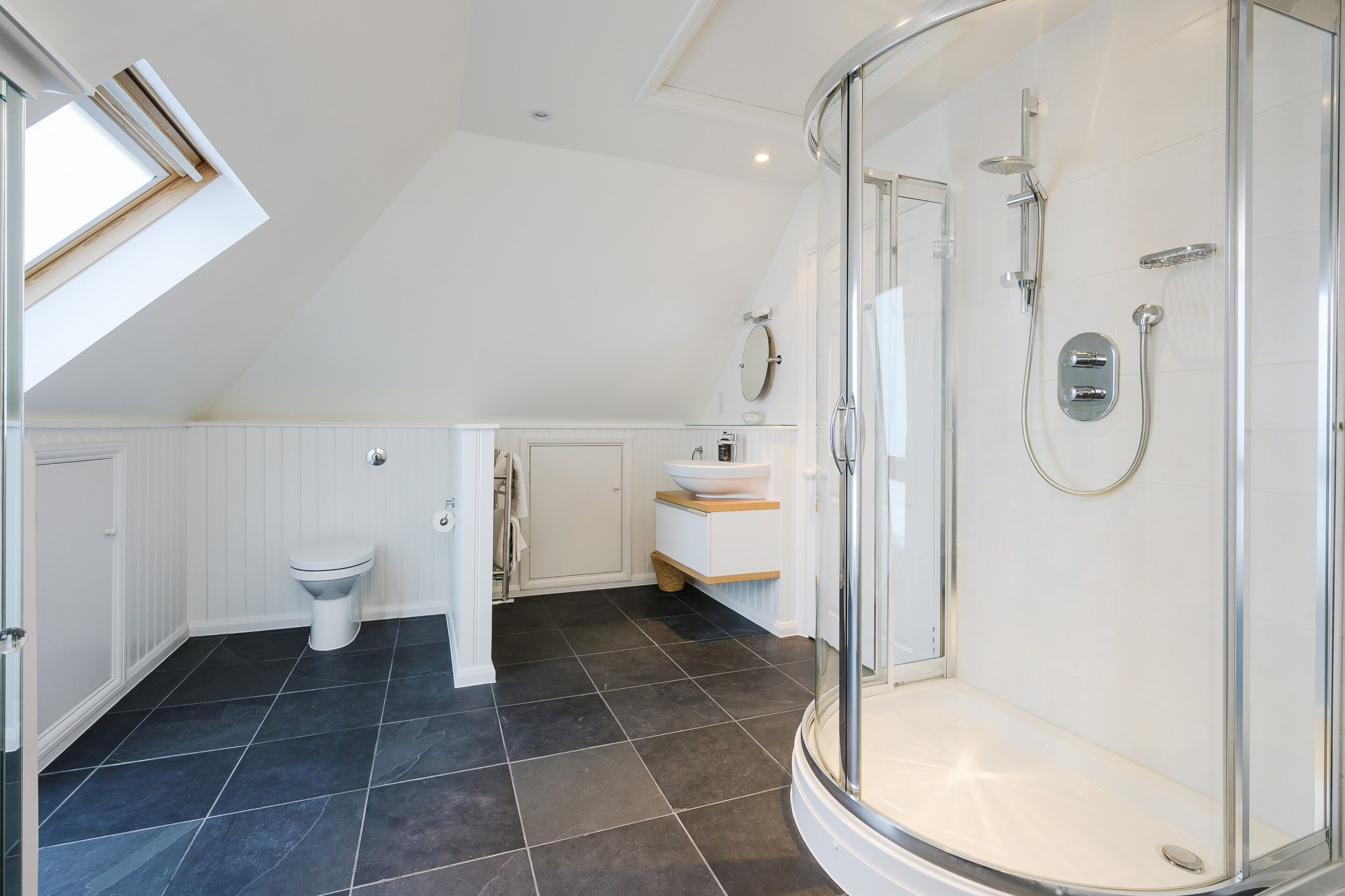 5 Bedrooms, Patmore Lane, Burwood Park
