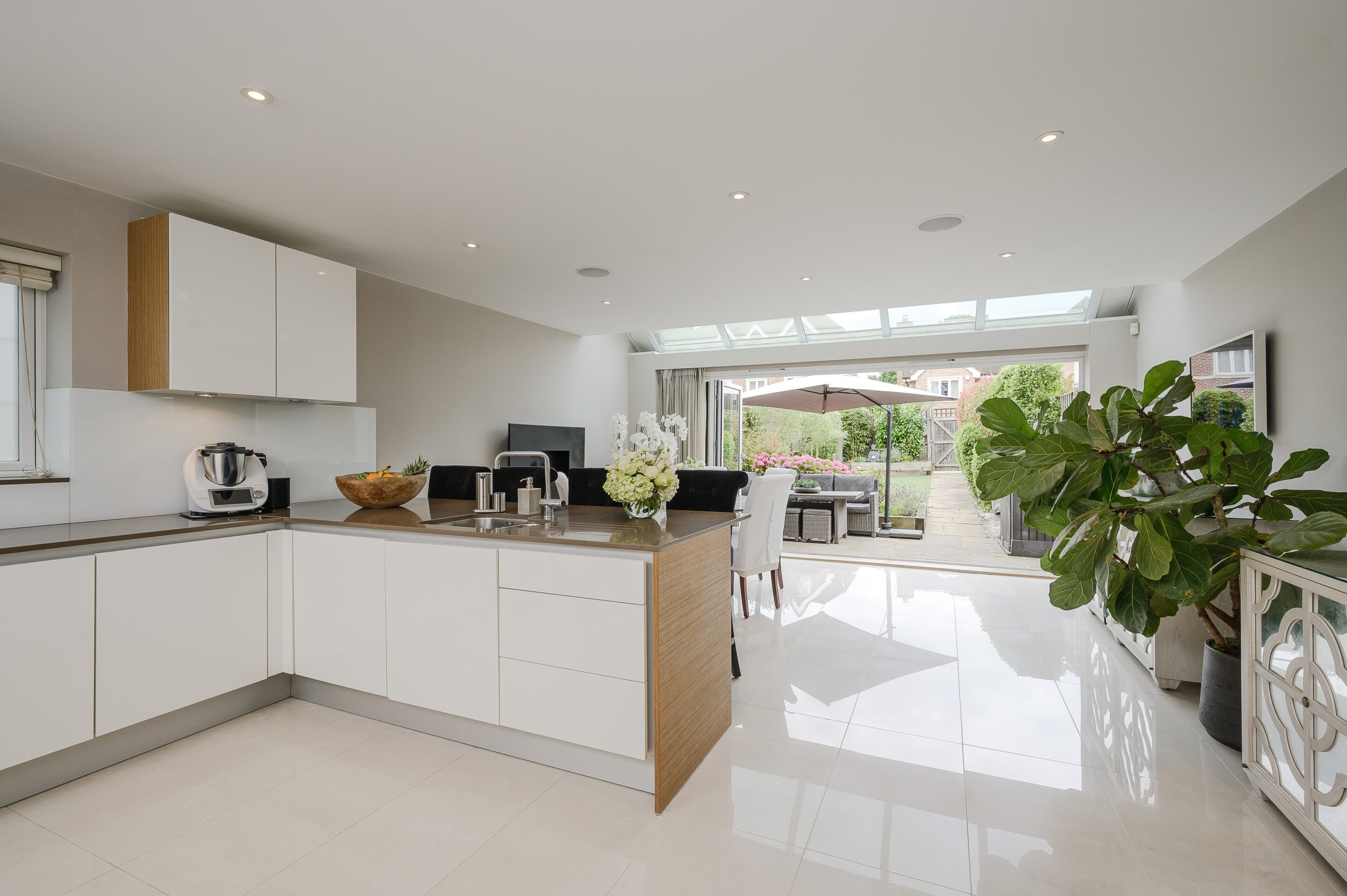 3 Reception Rooms, 4 Bedrooms, 3 Bathrooms, Esher