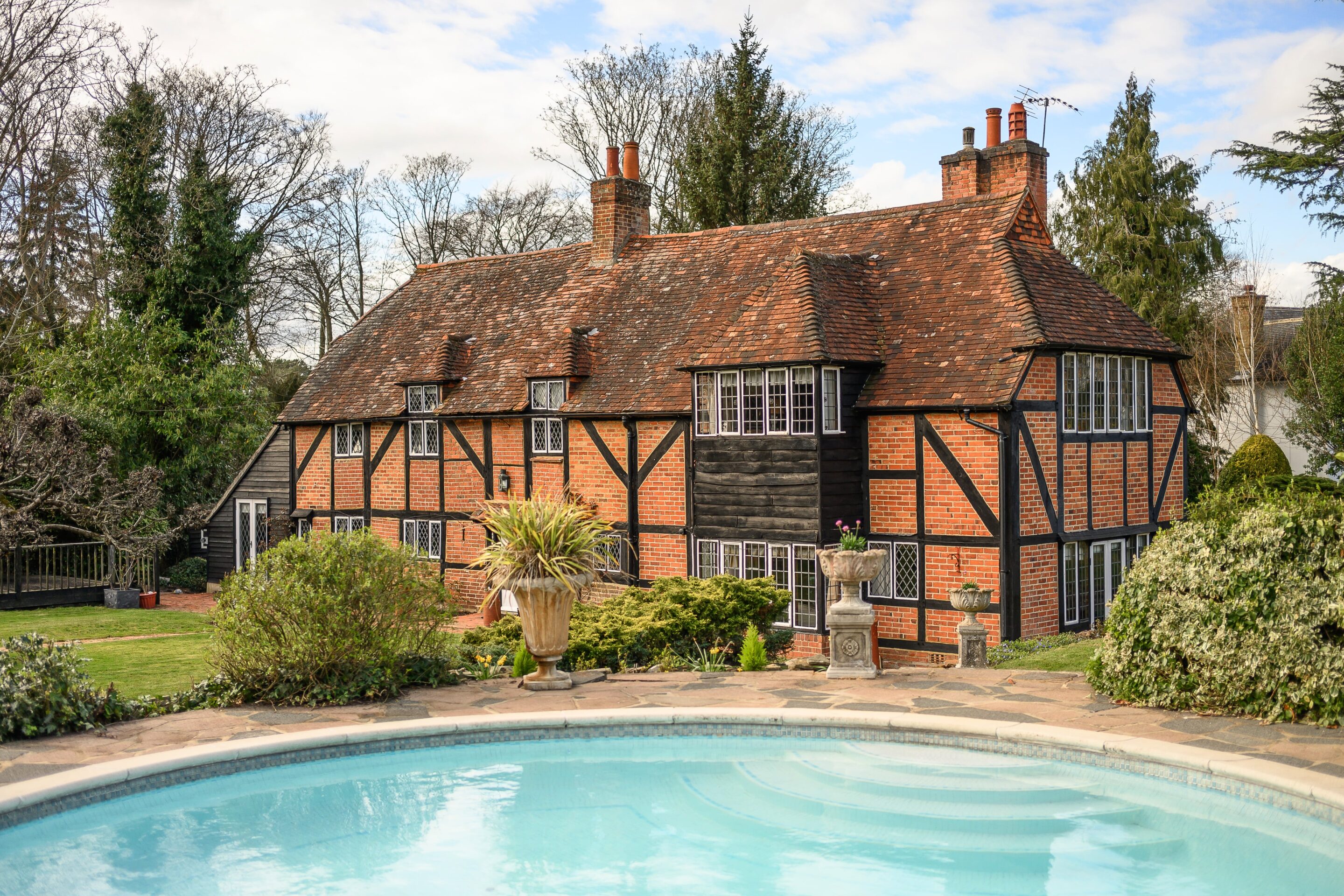 4 Bedrooms, The Ridings, Cobham