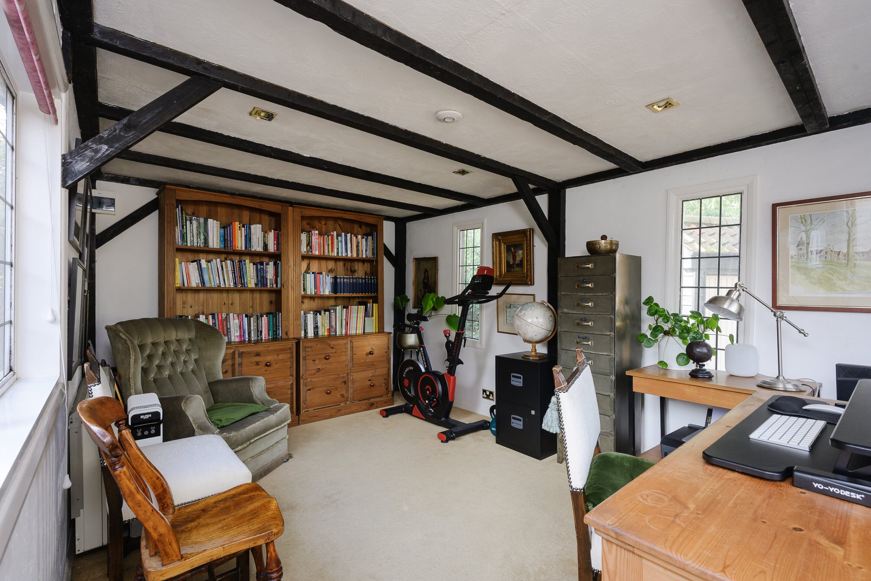 4 Bedrooms, The Ridings, Cobham