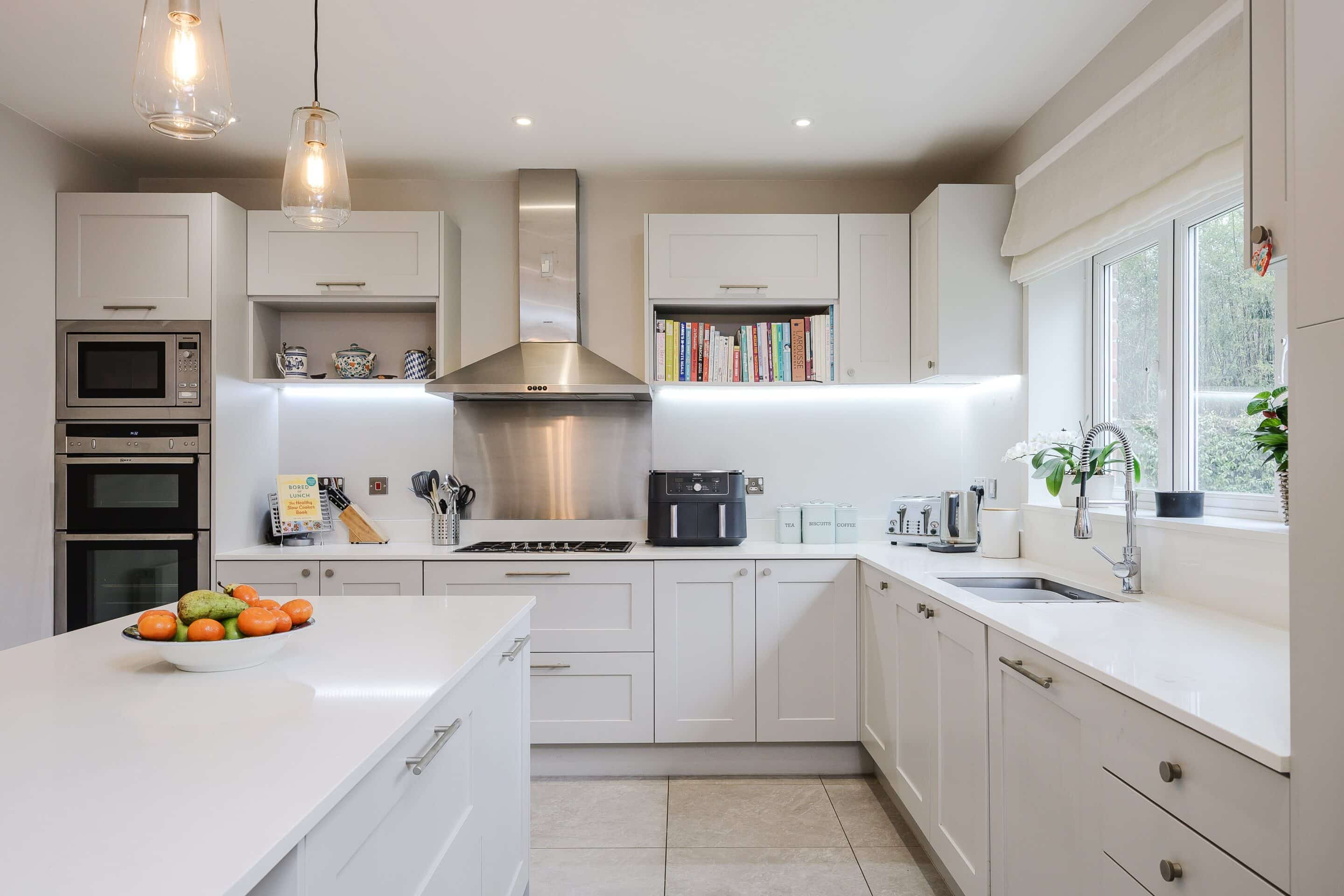 5 Bedrooms, Pinehurst Gardens, West Byfleet