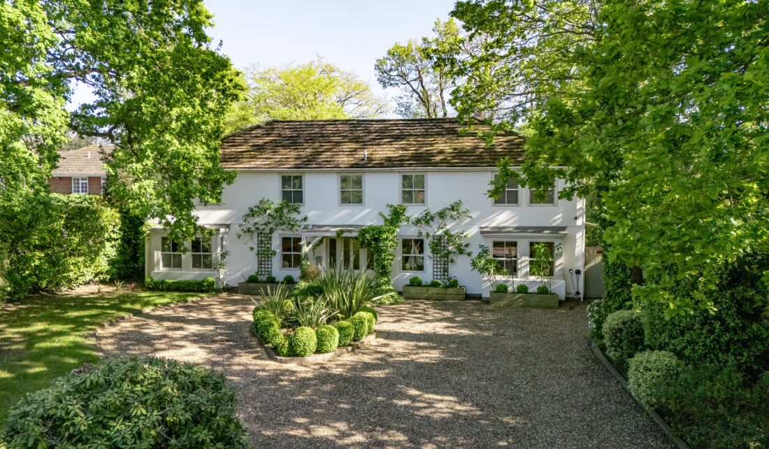 5 Bedrooms, Fairacres, Cobham