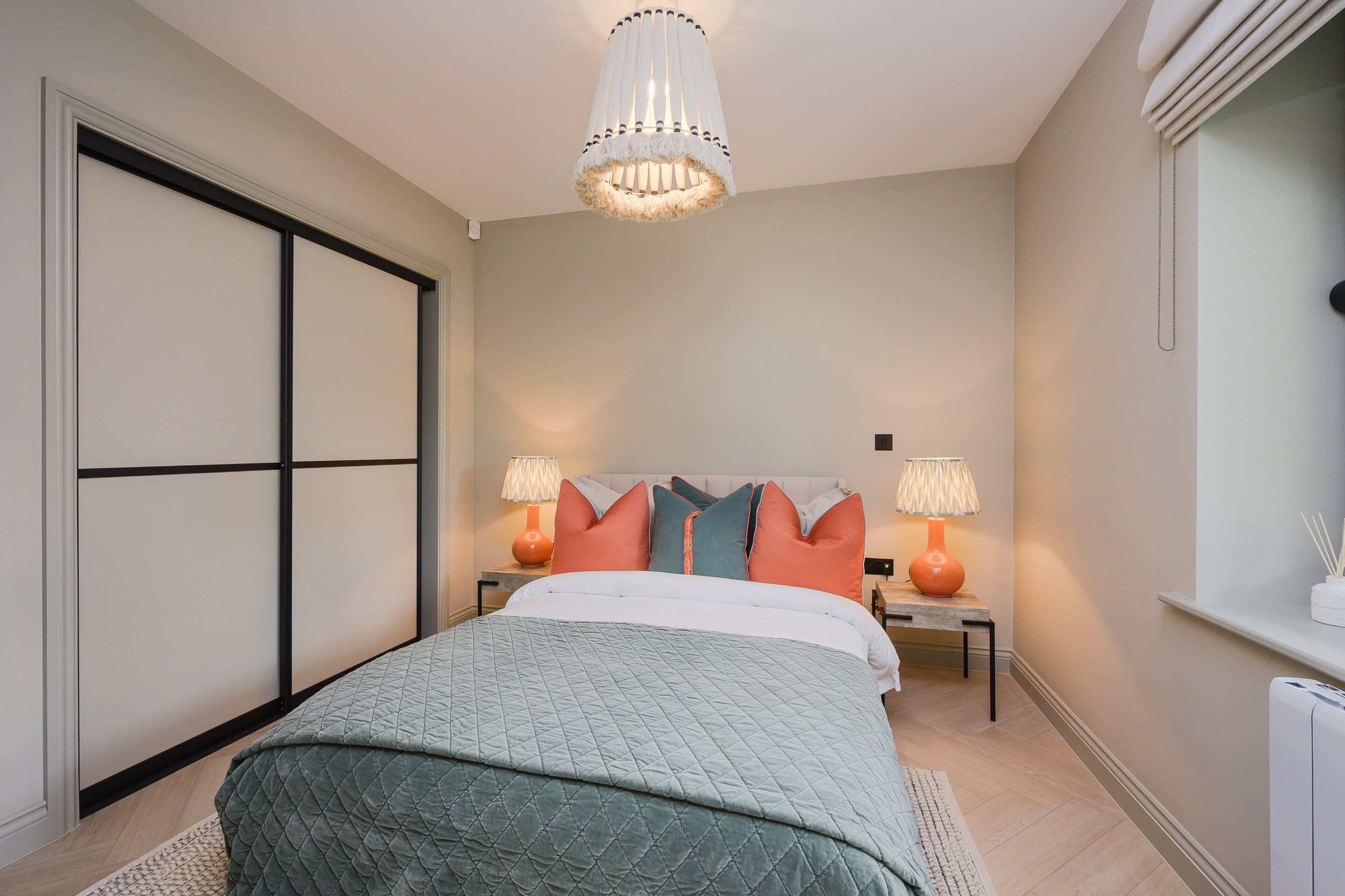 2 Bedrooms, Esher Ridge, Copsem Lane, Esher