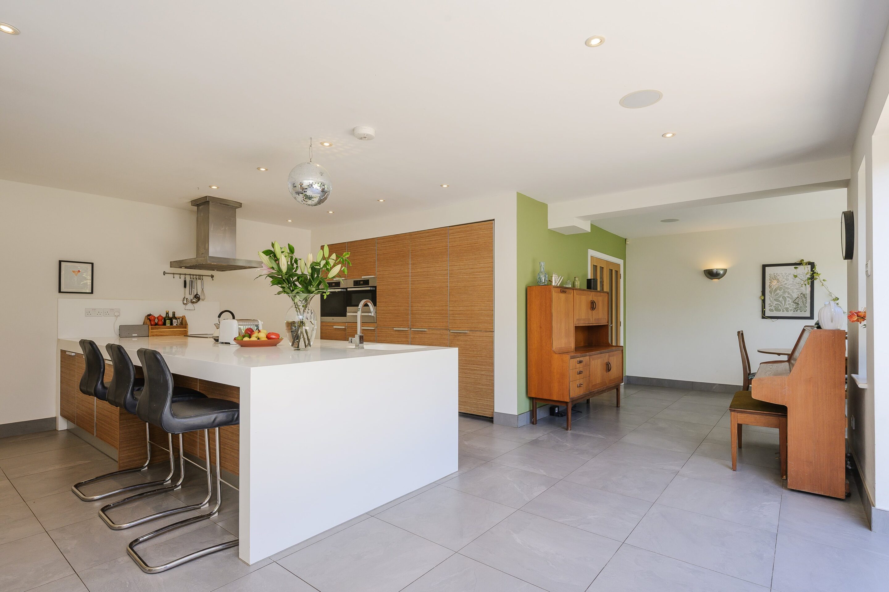 5 Bedrooms, Woodend, Givons Grove, Leatherhead