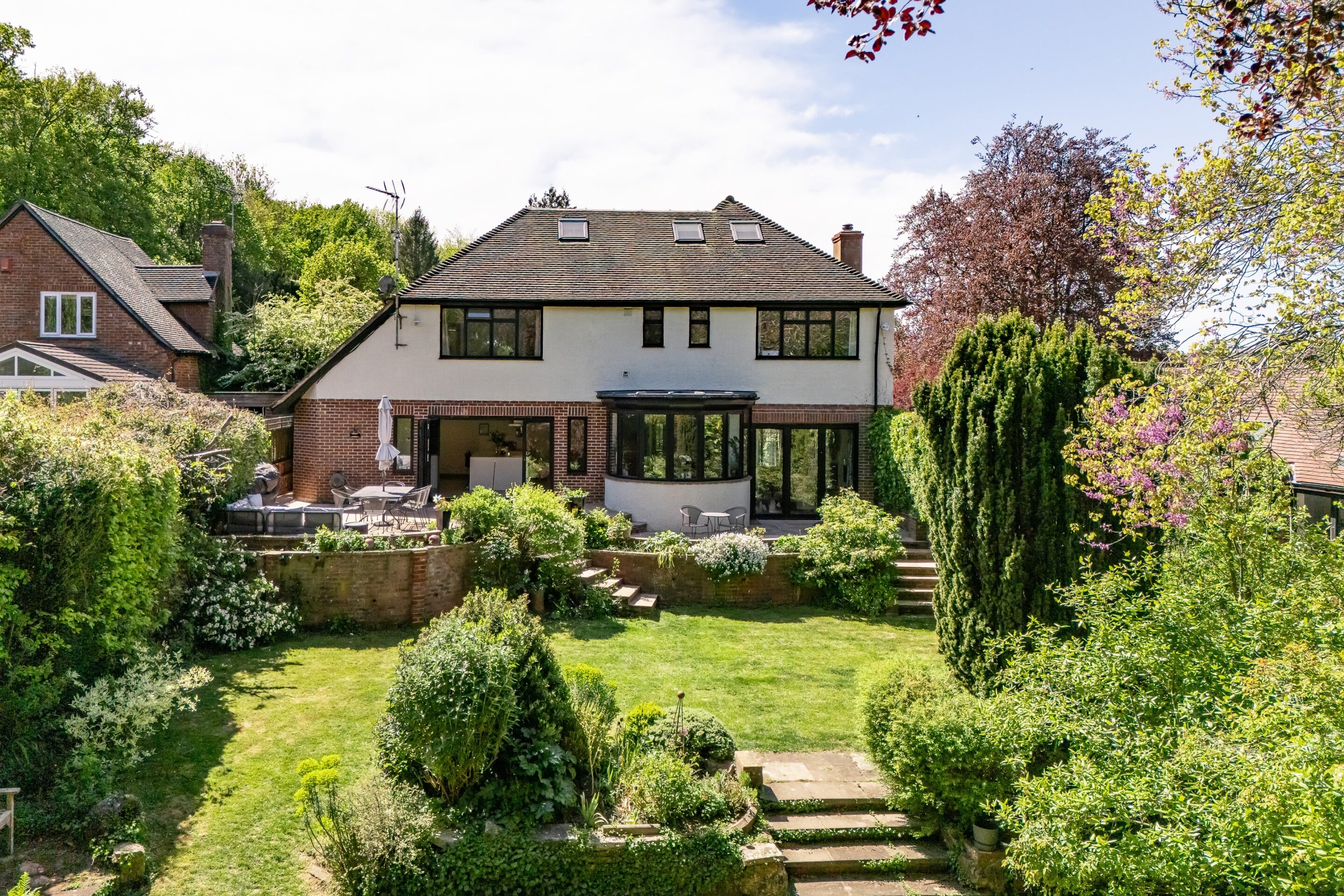 5 Bedrooms, Woodend, Givons Grove, Leatherhead