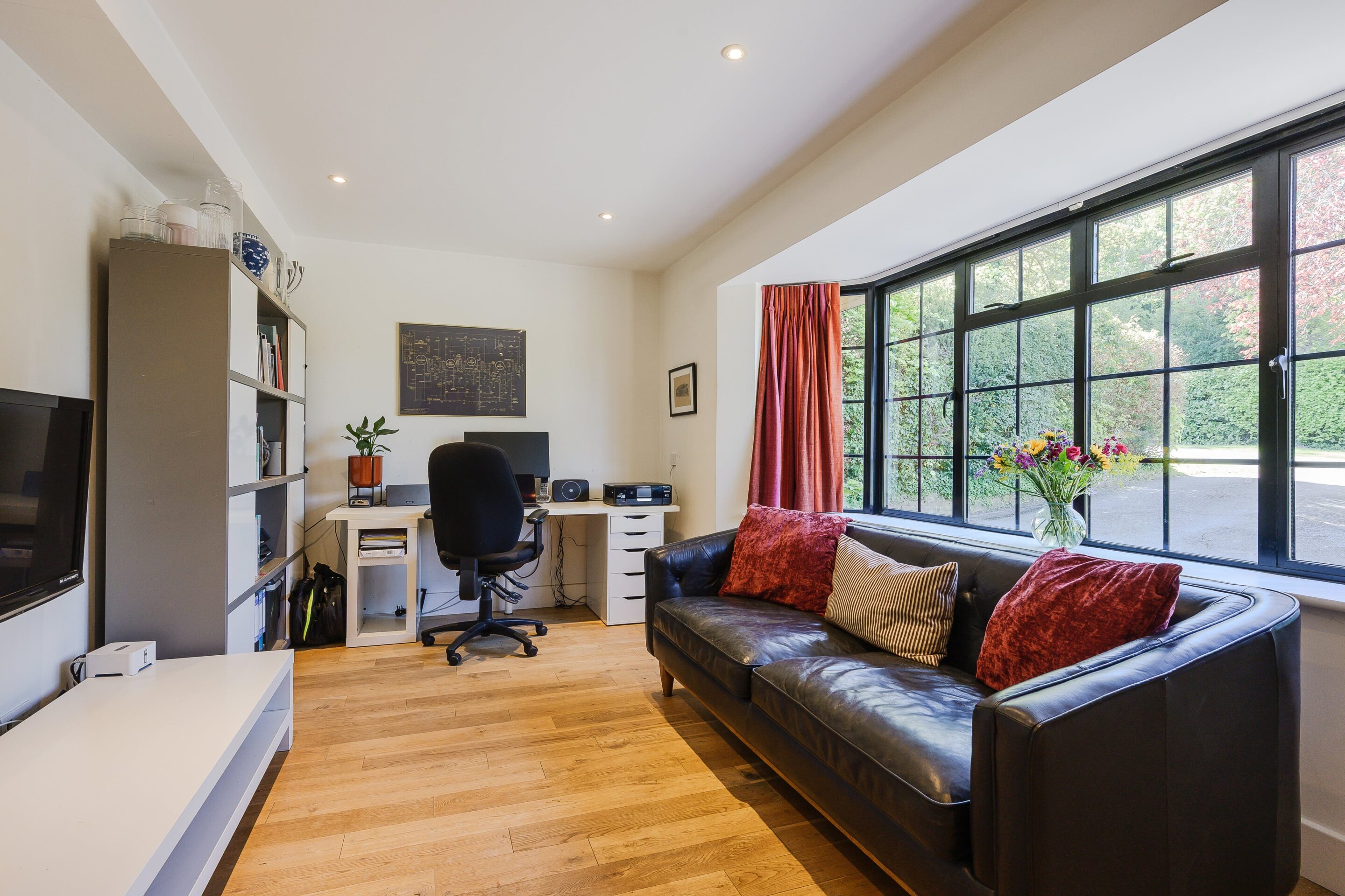 5 Bedrooms, Woodend, Givons Grove, Leatherhead
