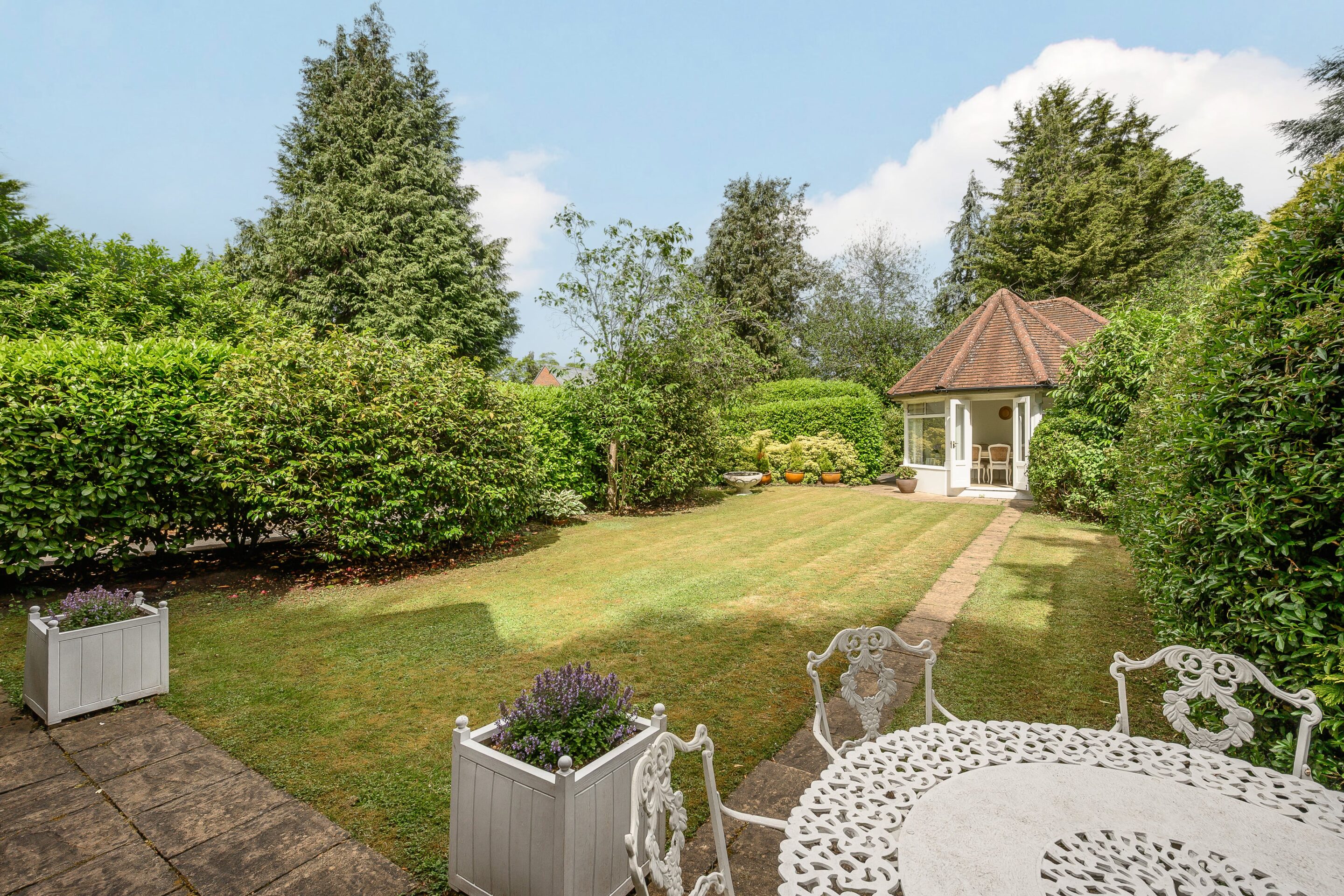 5 Bedrooms, Beechmeads, Cobham