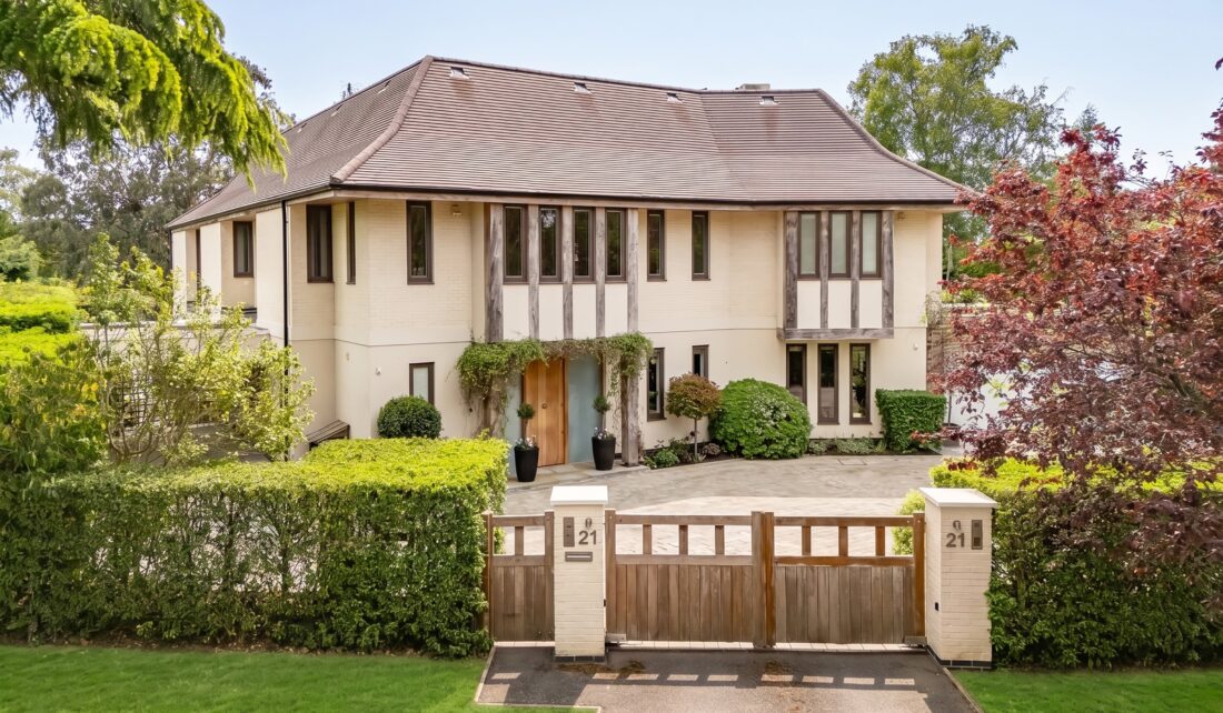 6 Bedrooms, Oxshott Rise, Cobham