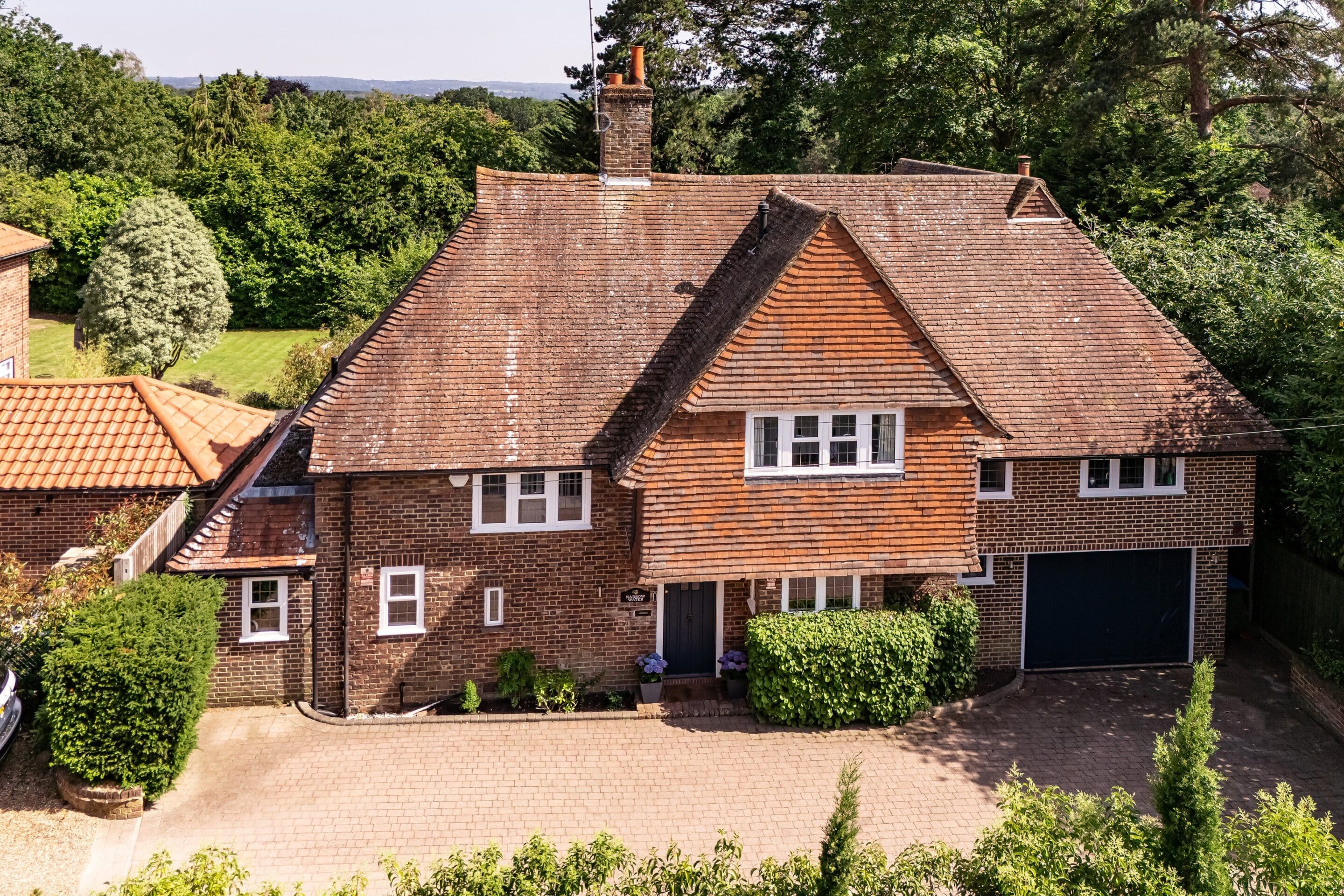 5 Bedrooms, Knipp Hill, Cobham