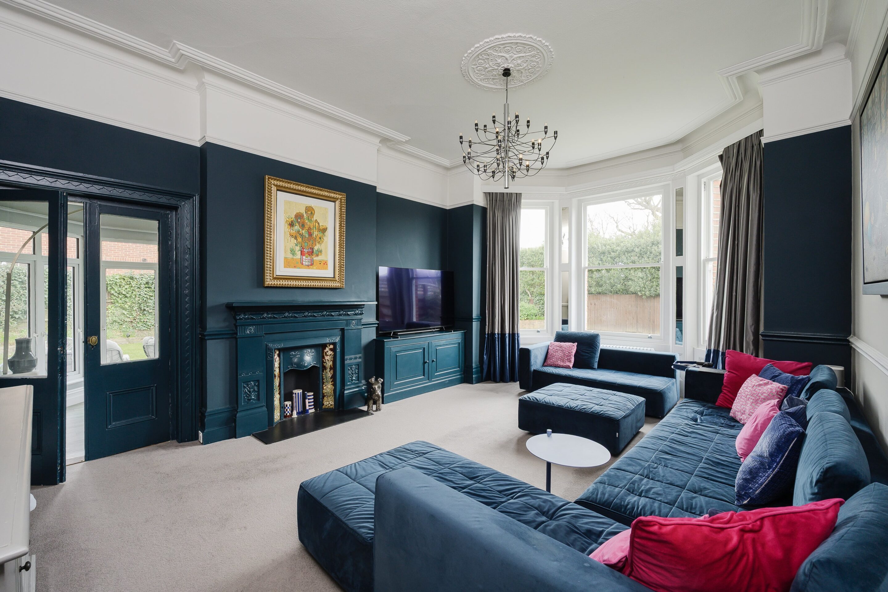 6 Bedrooms, Pine Grove, Weybridge