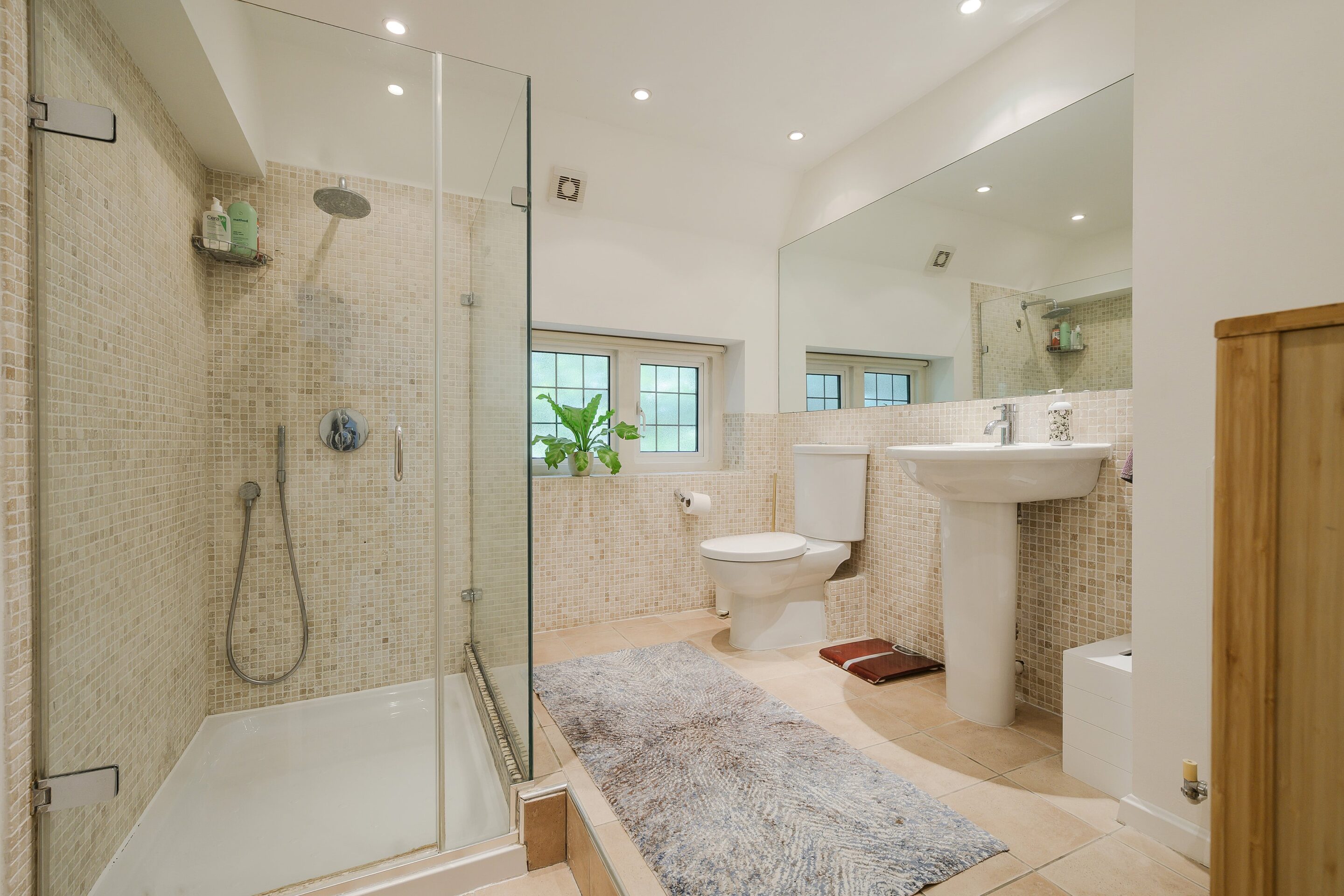 5 Bedrooms, Knipp Hill, Cobham