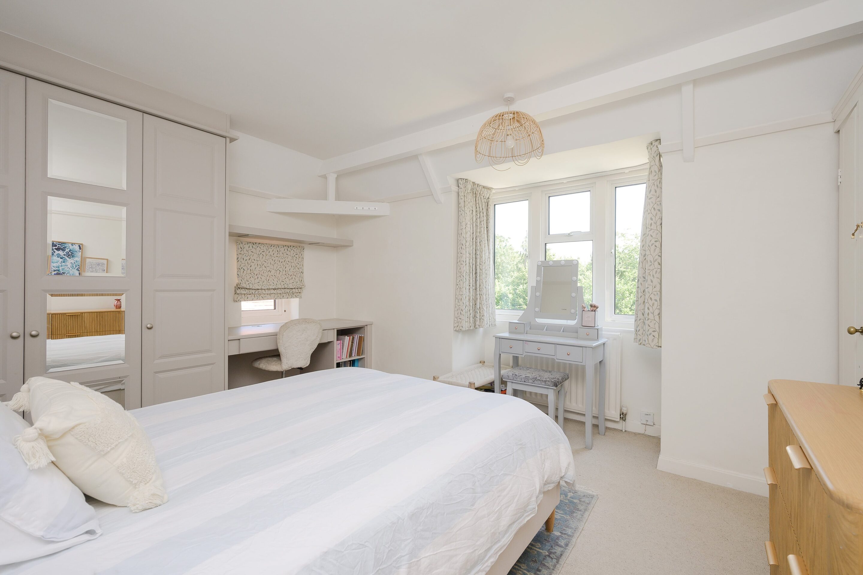 5 Bedrooms, Knipp Hill, Cobham