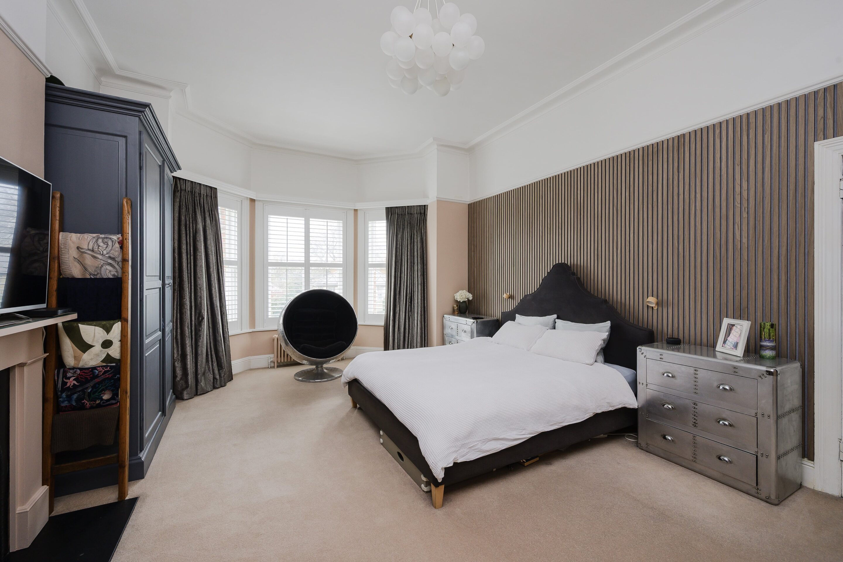 6 Bedrooms, Pine Grove, Weybridge