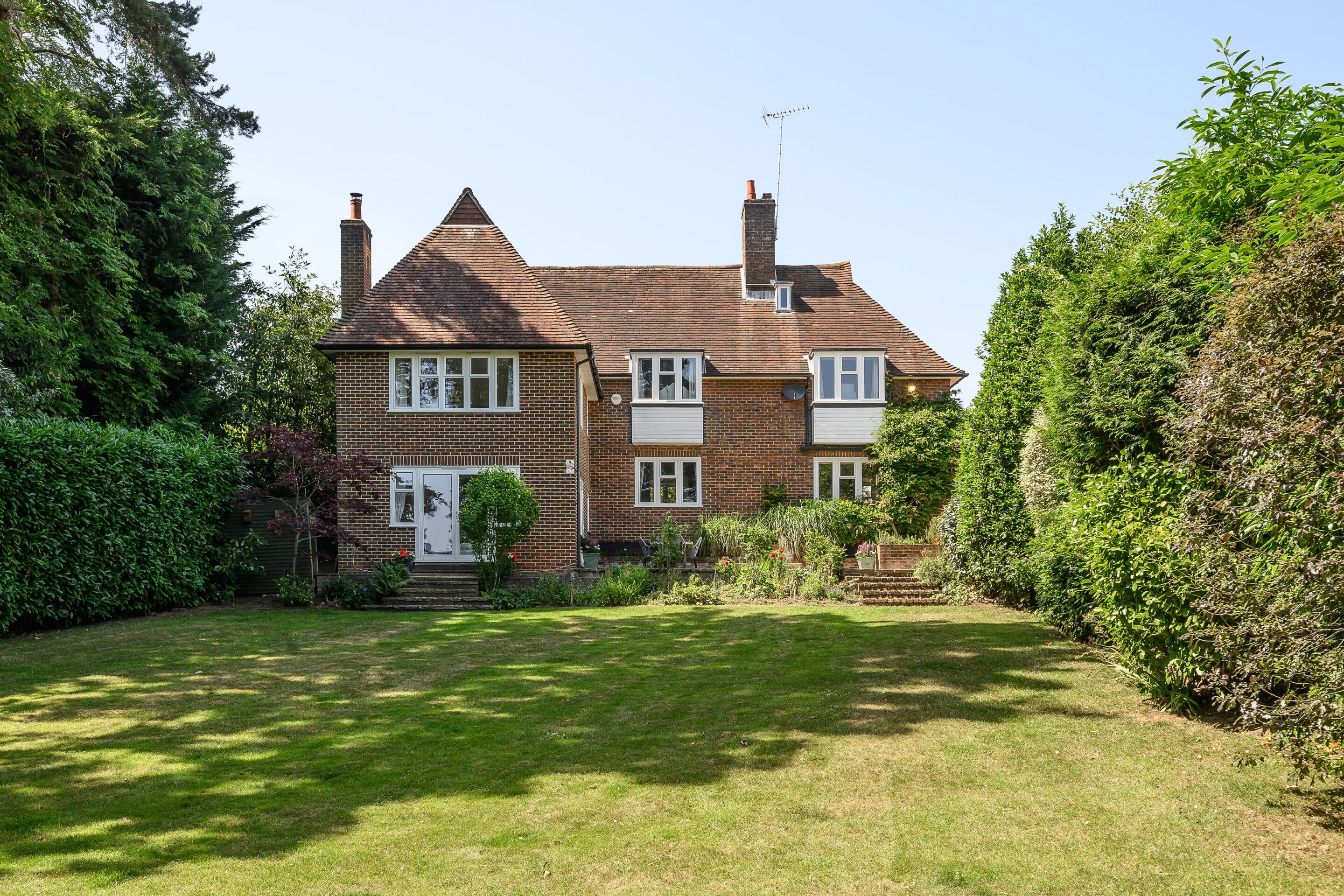 5 Bedrooms, Knipp Hill, Cobham